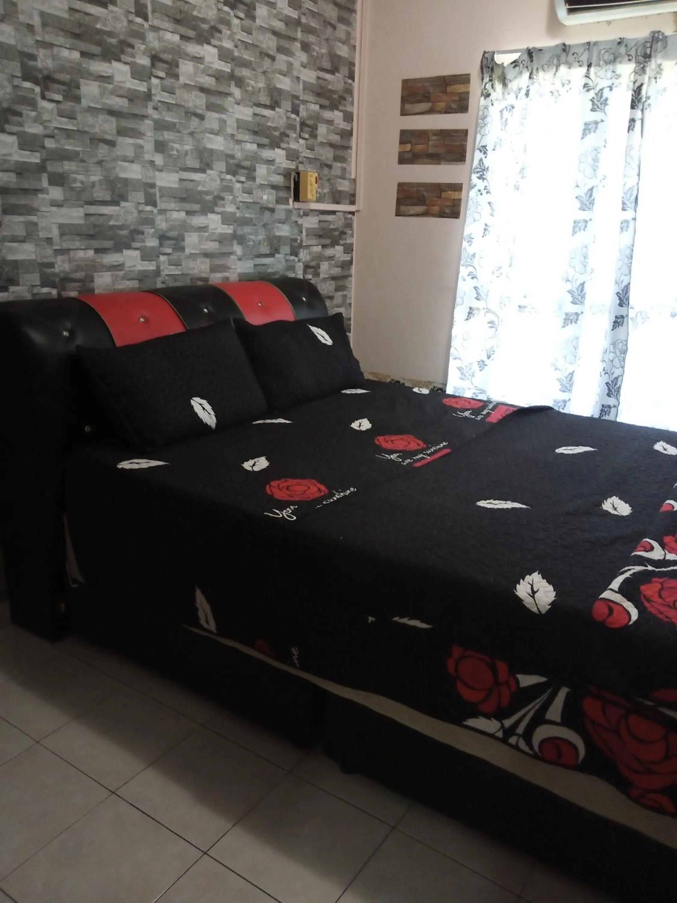 Bedroom, Bed in Apartment santai Marina