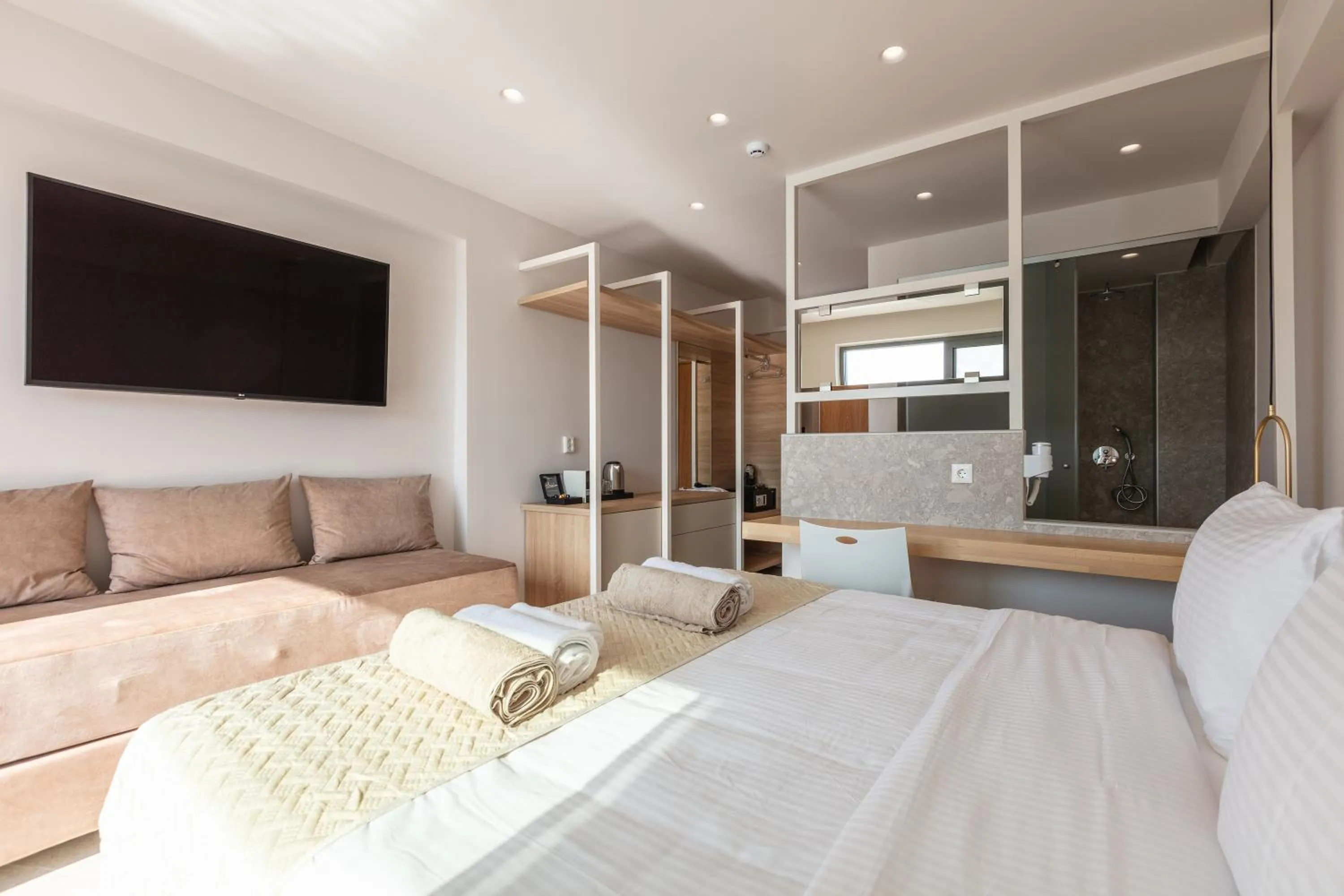 TV and multimedia in Nima Boutique Hotel