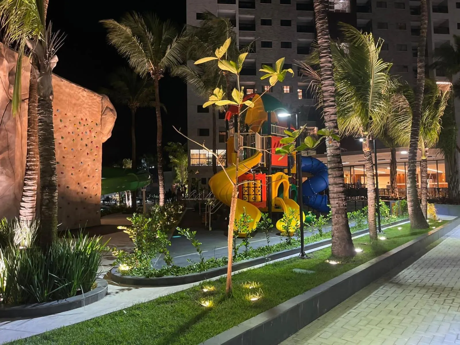 Children play ground in Salinas Premium Resort - Quarto Linda Vista