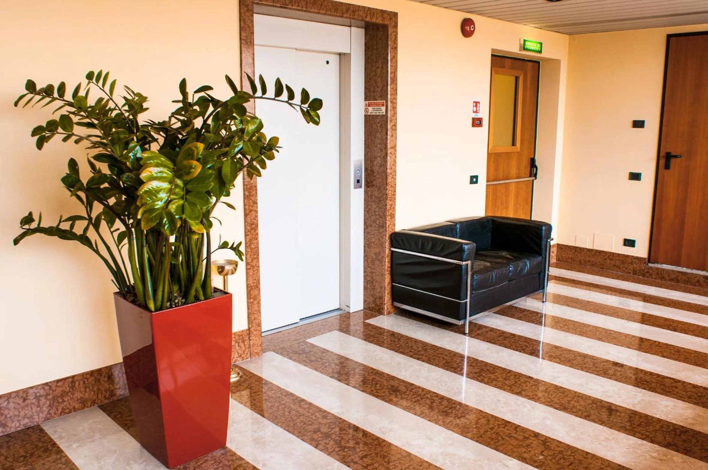 Decorative detail in Hotel Da Porto