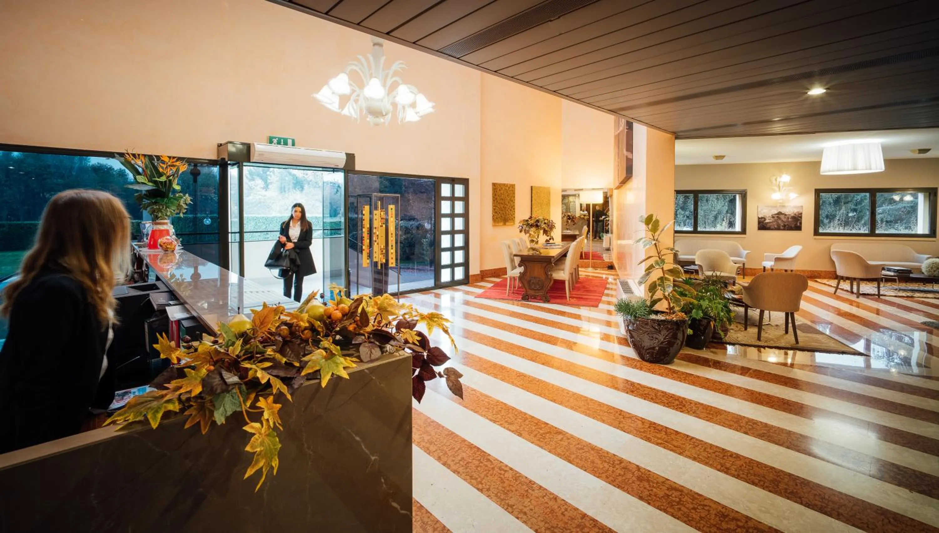 Communal lounge/ TV room in Hotel Da Porto