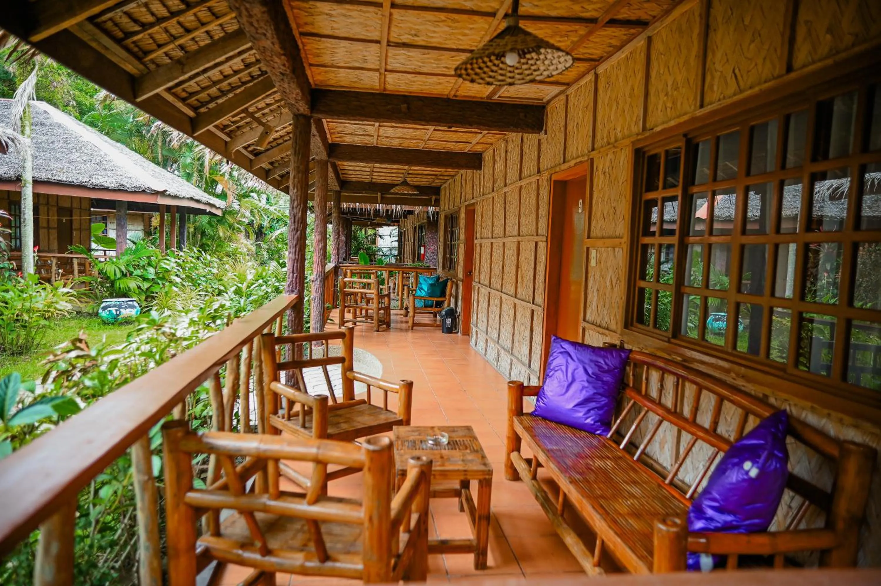 Property building in Garden of Eden Dive Resort