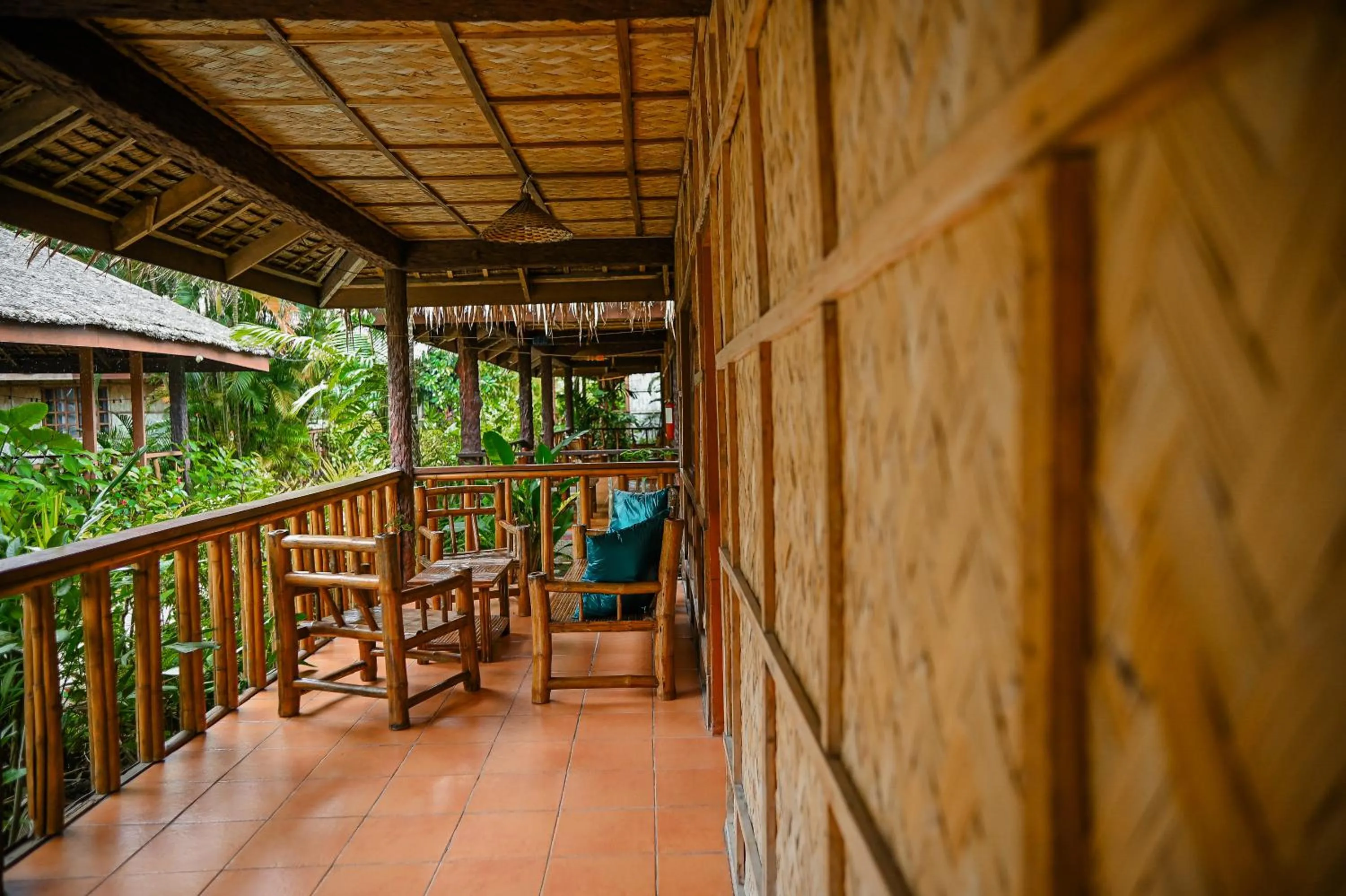 Property building in Garden of Eden Dive Resort