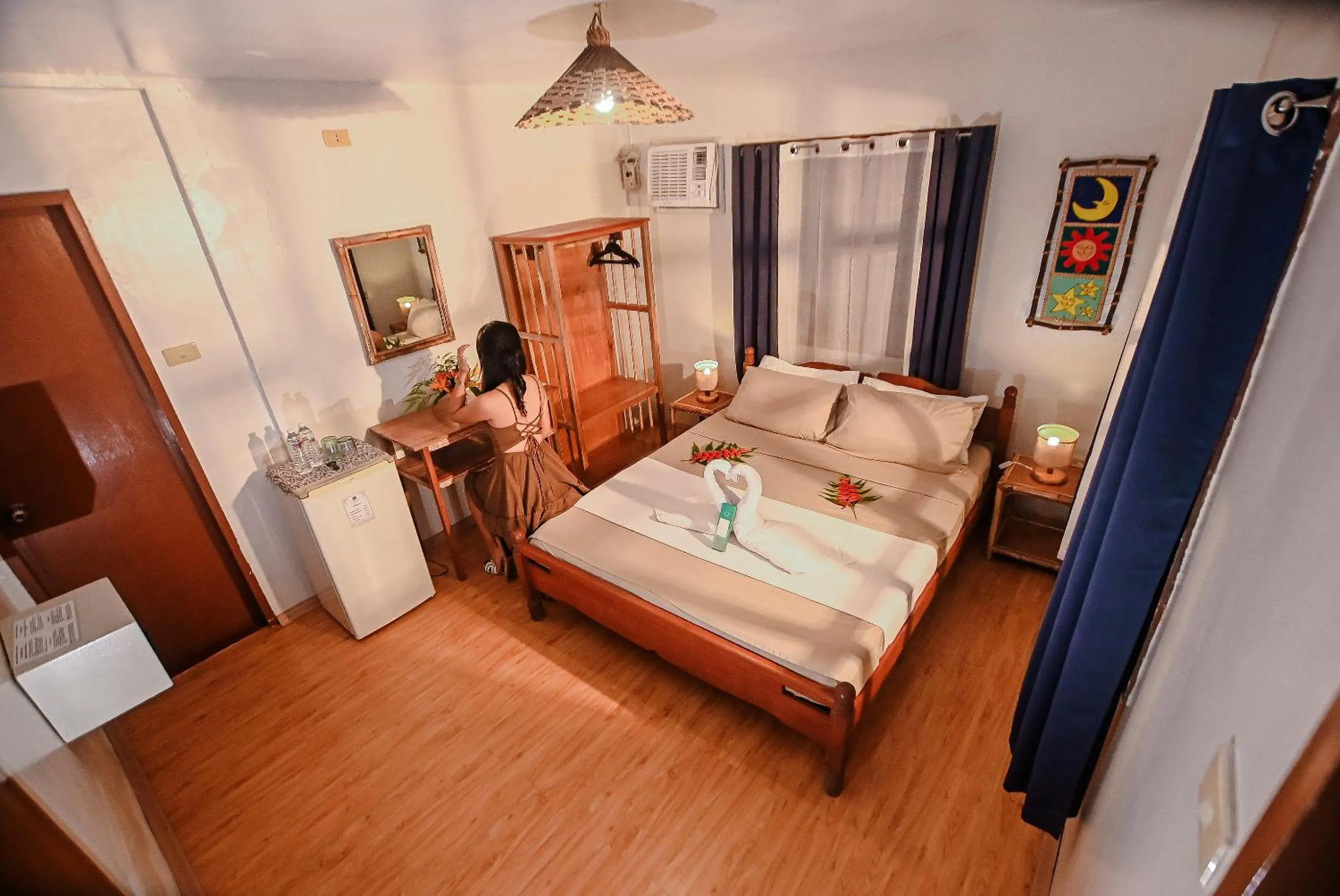 Photo of the whole room, Bed in Garden of Eden Dive Resort