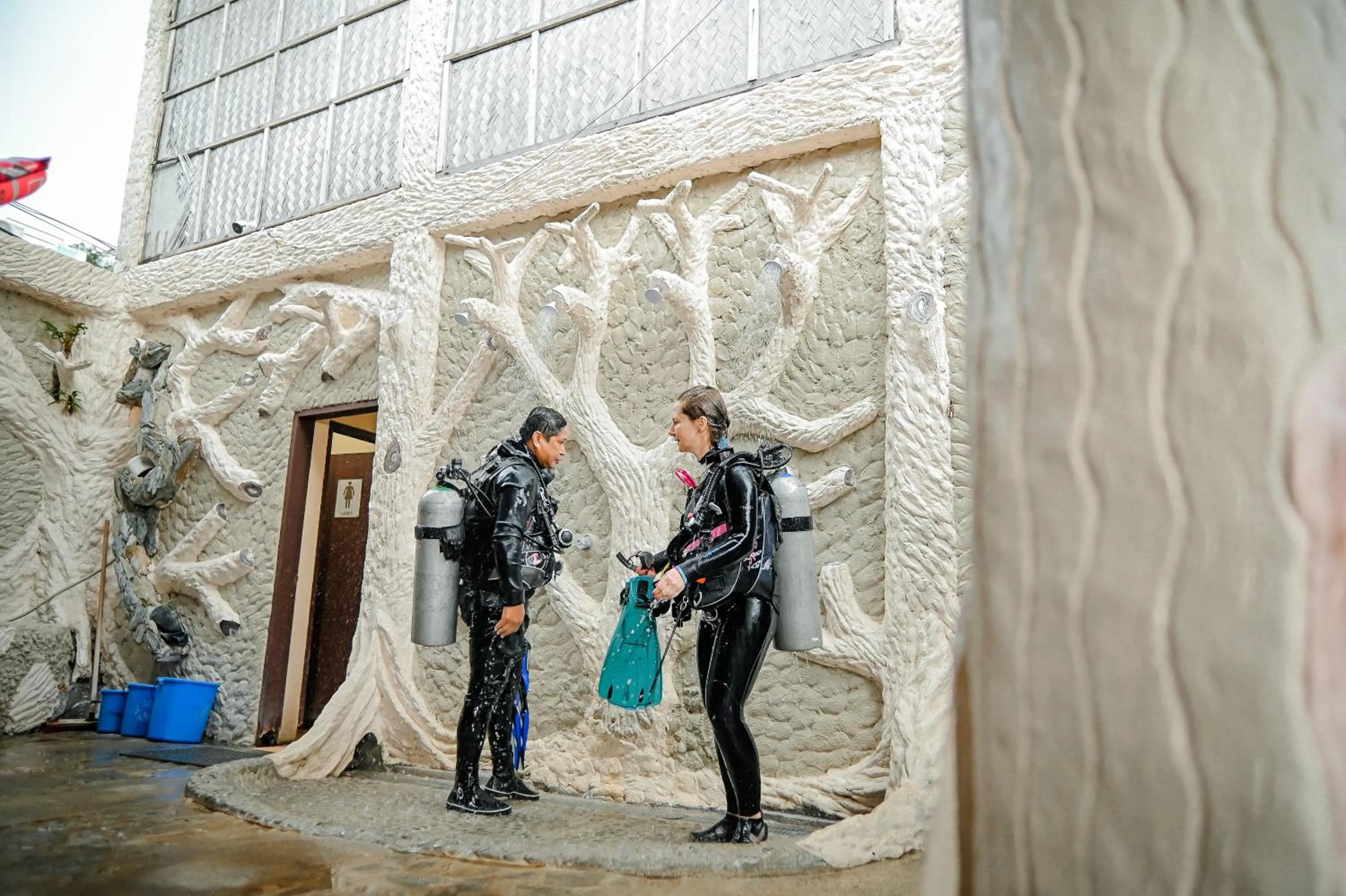 Day in Garden of Eden Dive Resort