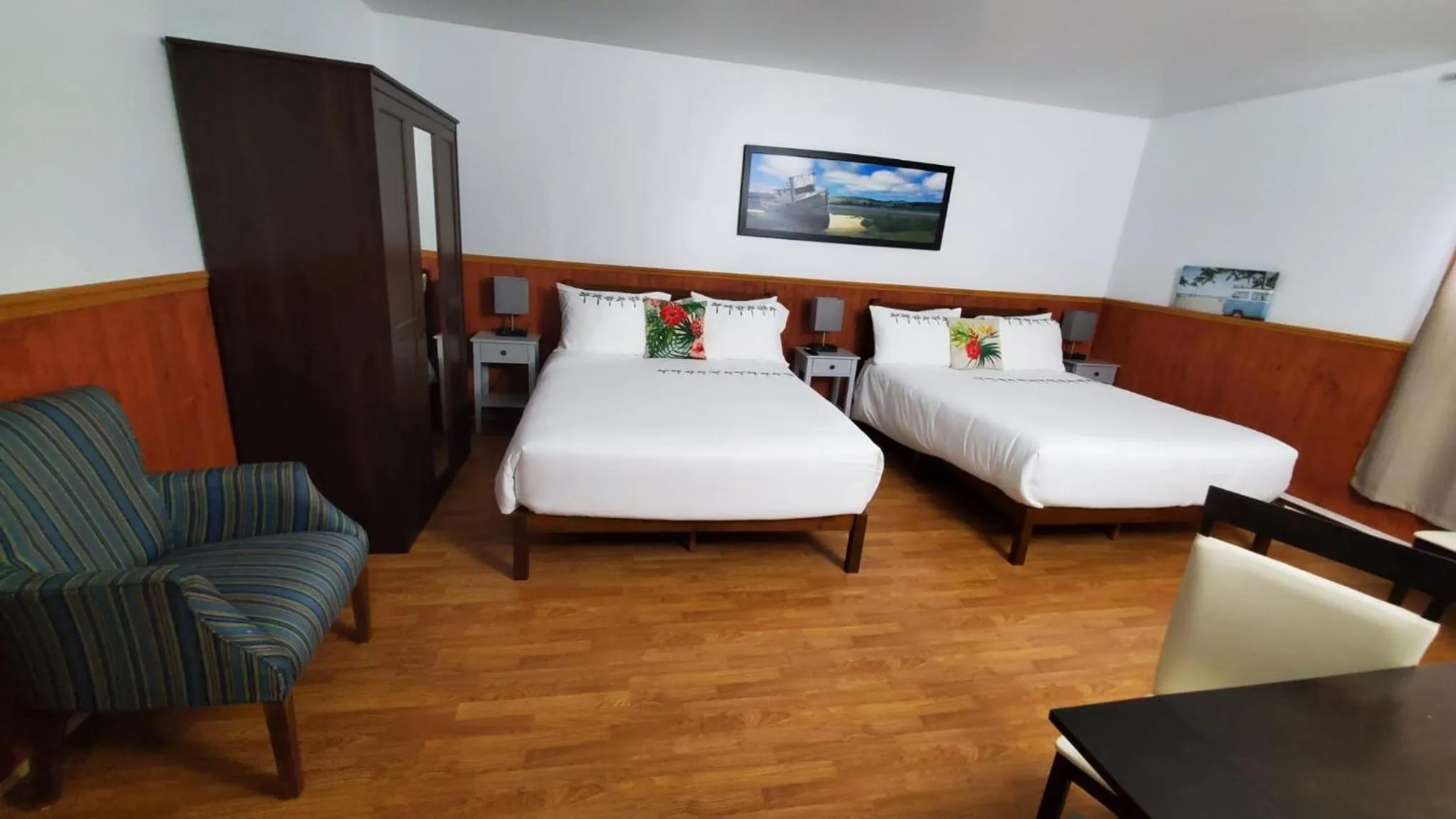 Bedroom, Bed in hôtel Fleurs Karaïbes