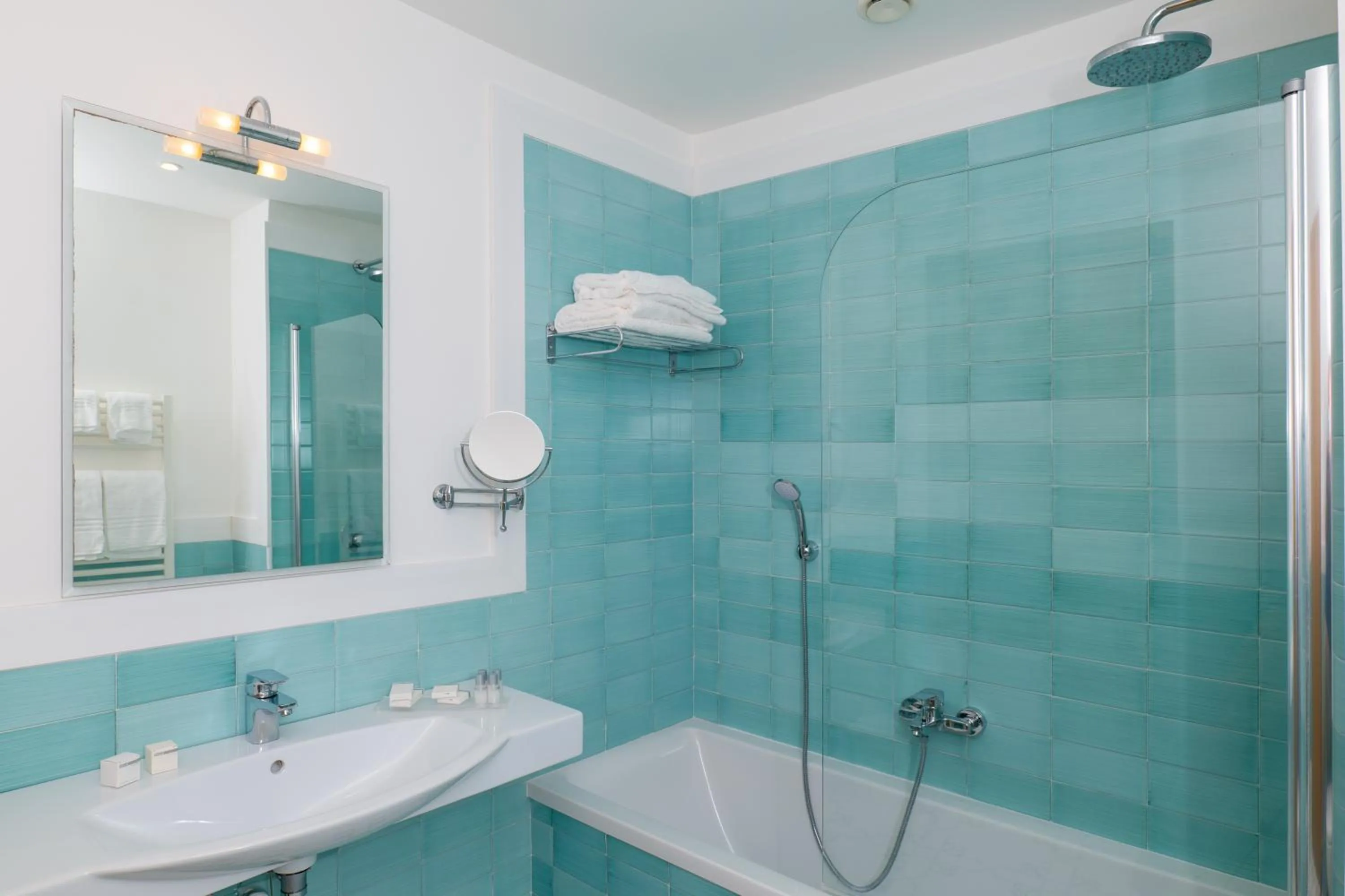 Bathroom in Grand Hotel Vesuvio