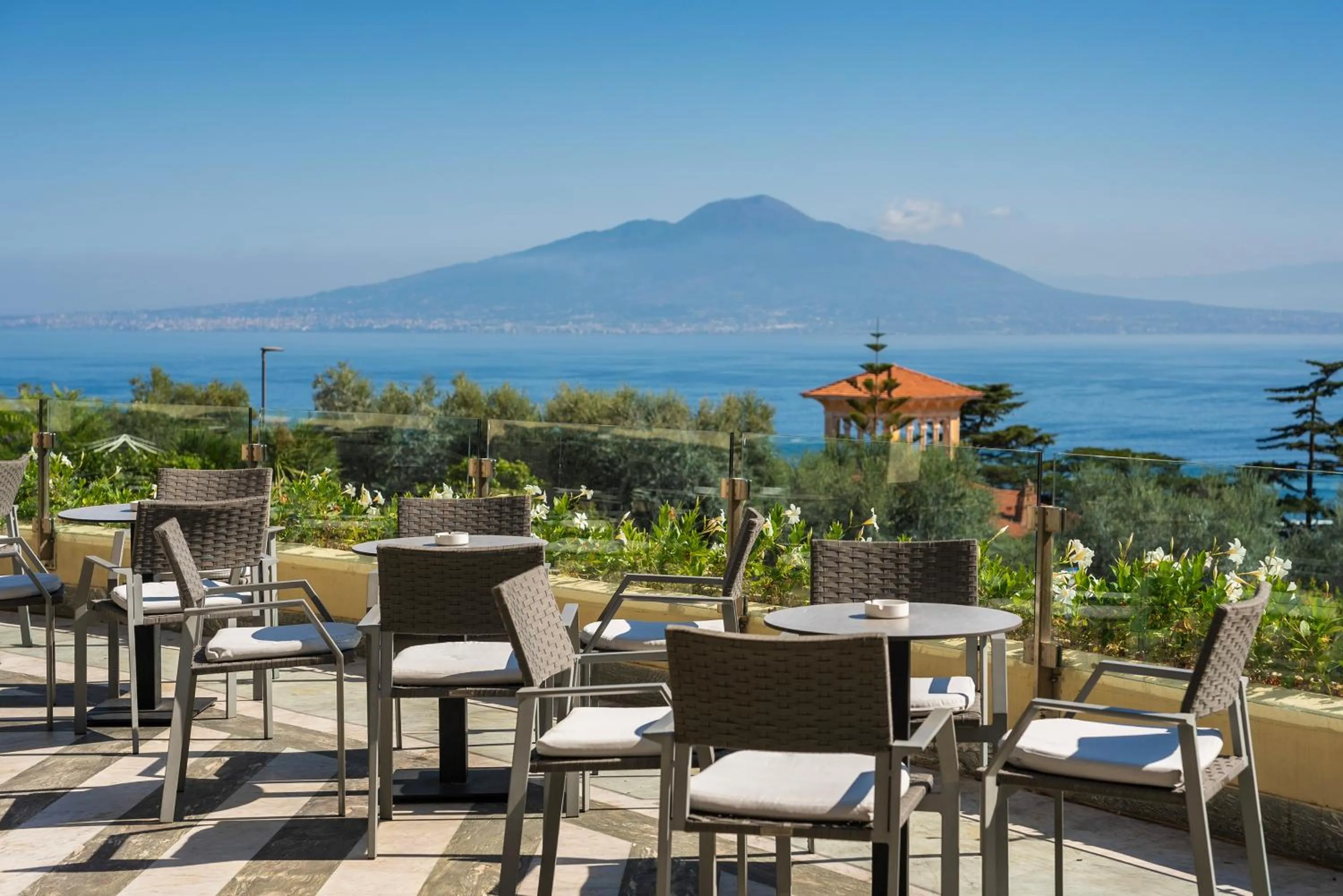 Balcony/Terrace in Grand Hotel Vesuvio