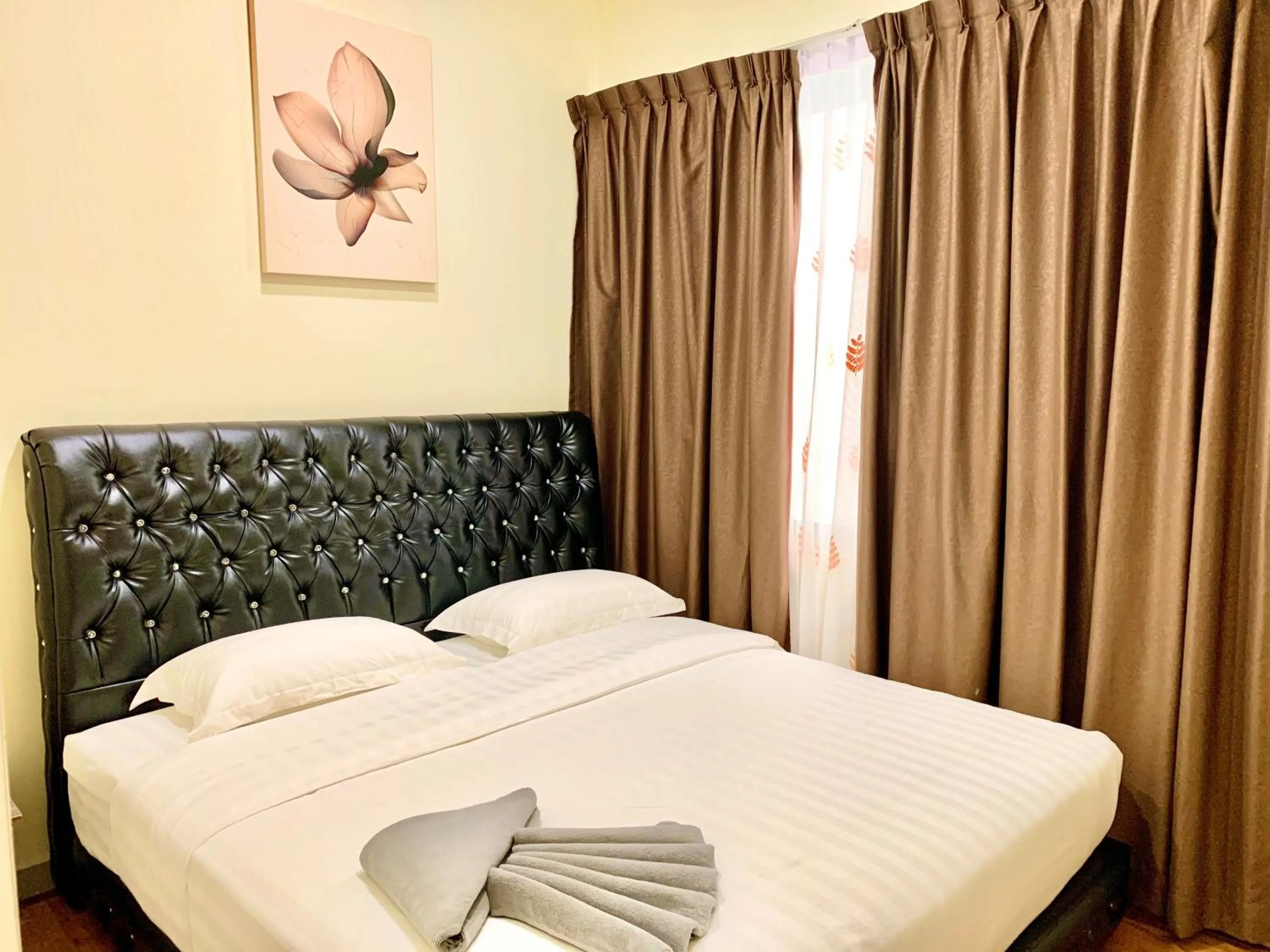 Bedroom, Bed in Deco Home @ Imago The Loft