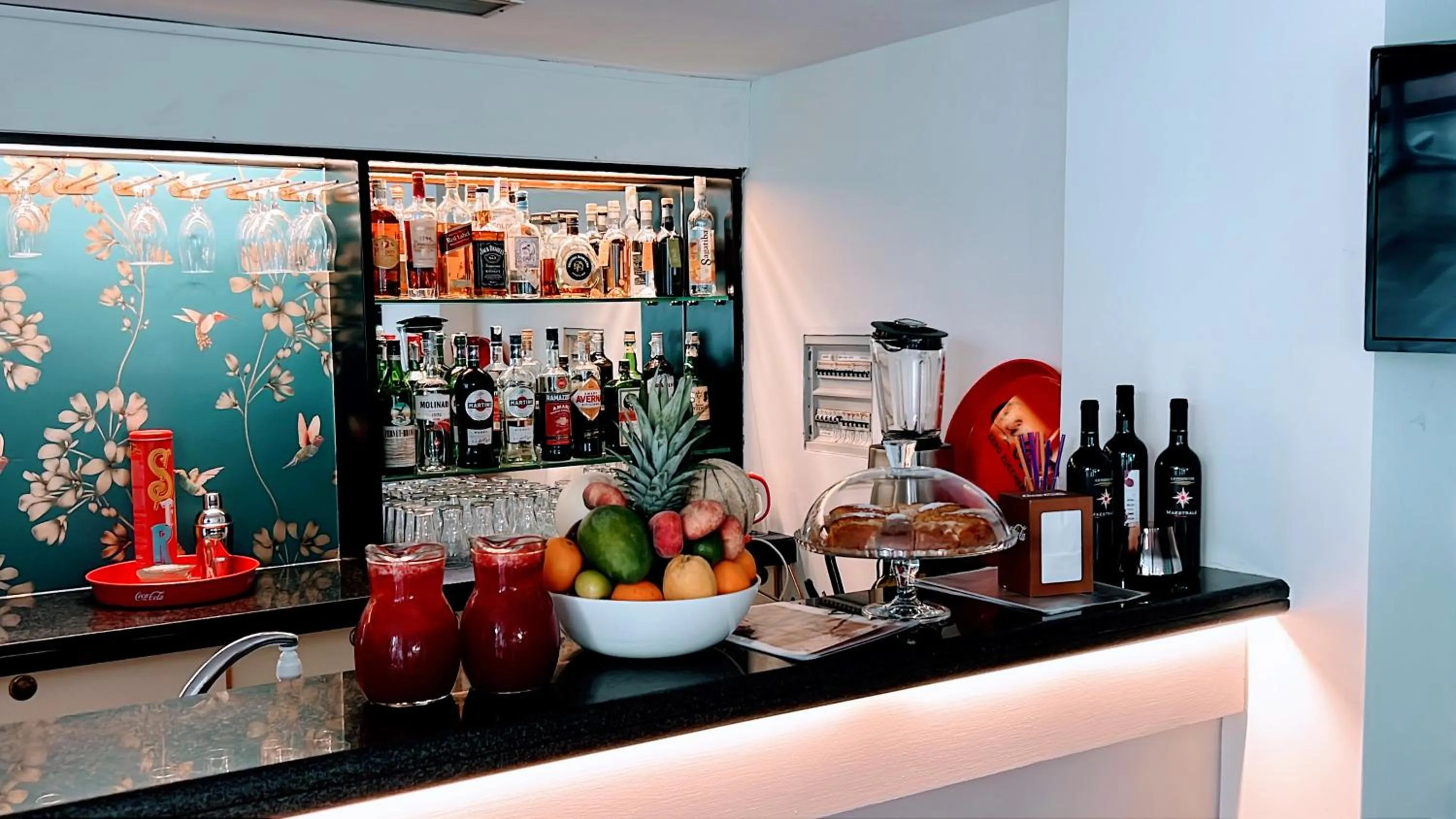 Lounge or bar in Aura Living Hotel