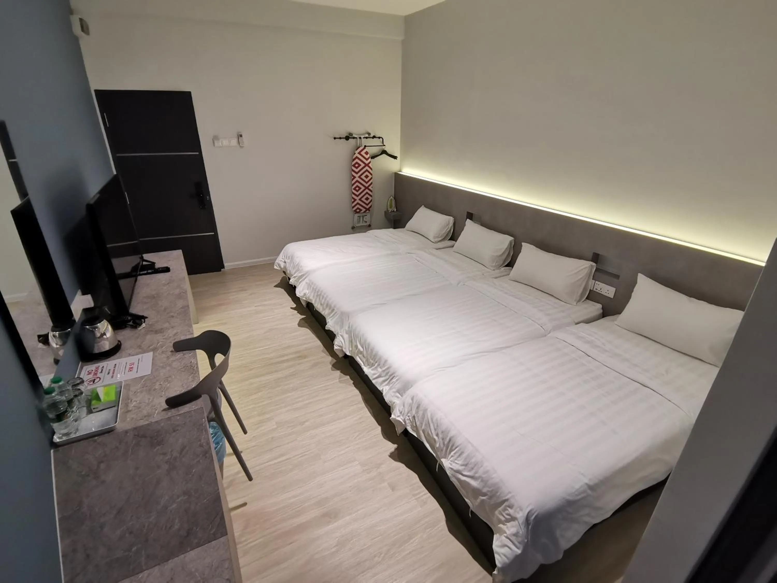 TV and multimedia, Bed in HOTEL SENTOSA KOTA BHARU Kelantan