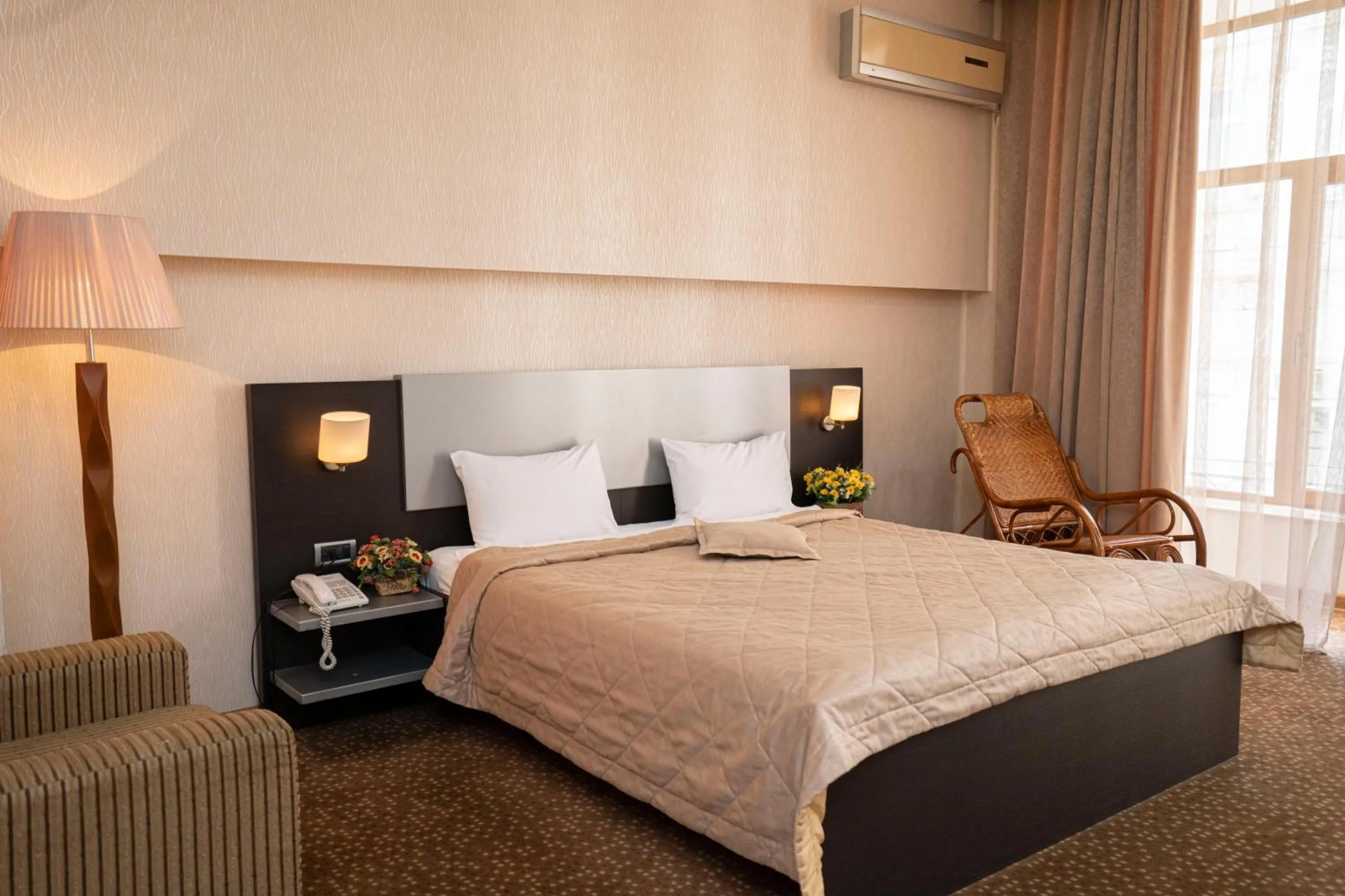 Bedroom, Bed in Austin Hotel Baku