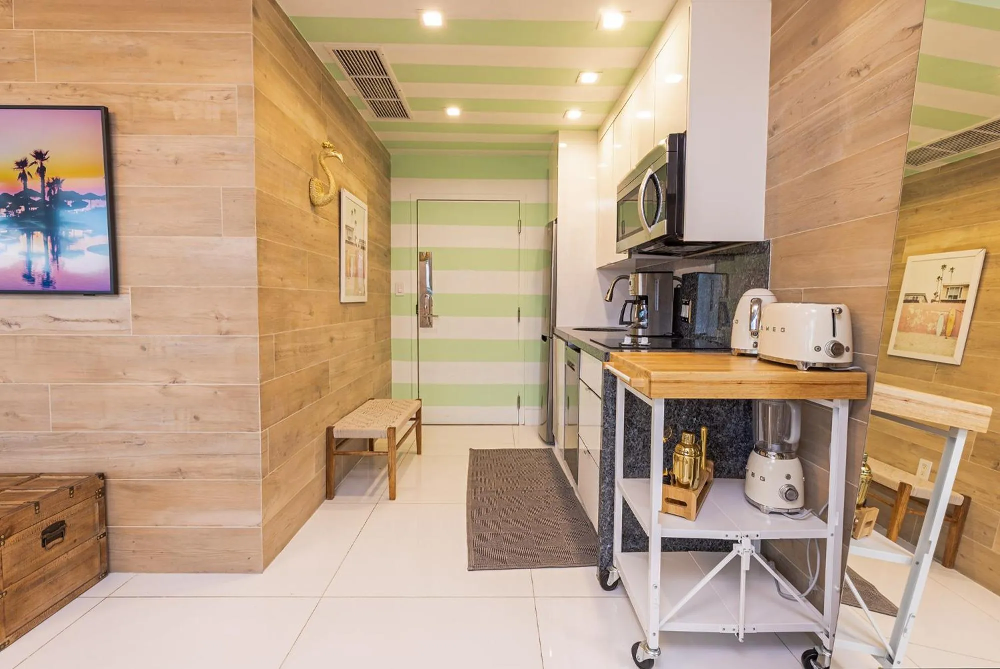 Boutique Suite with Huge Terrace and Rooftop Pool