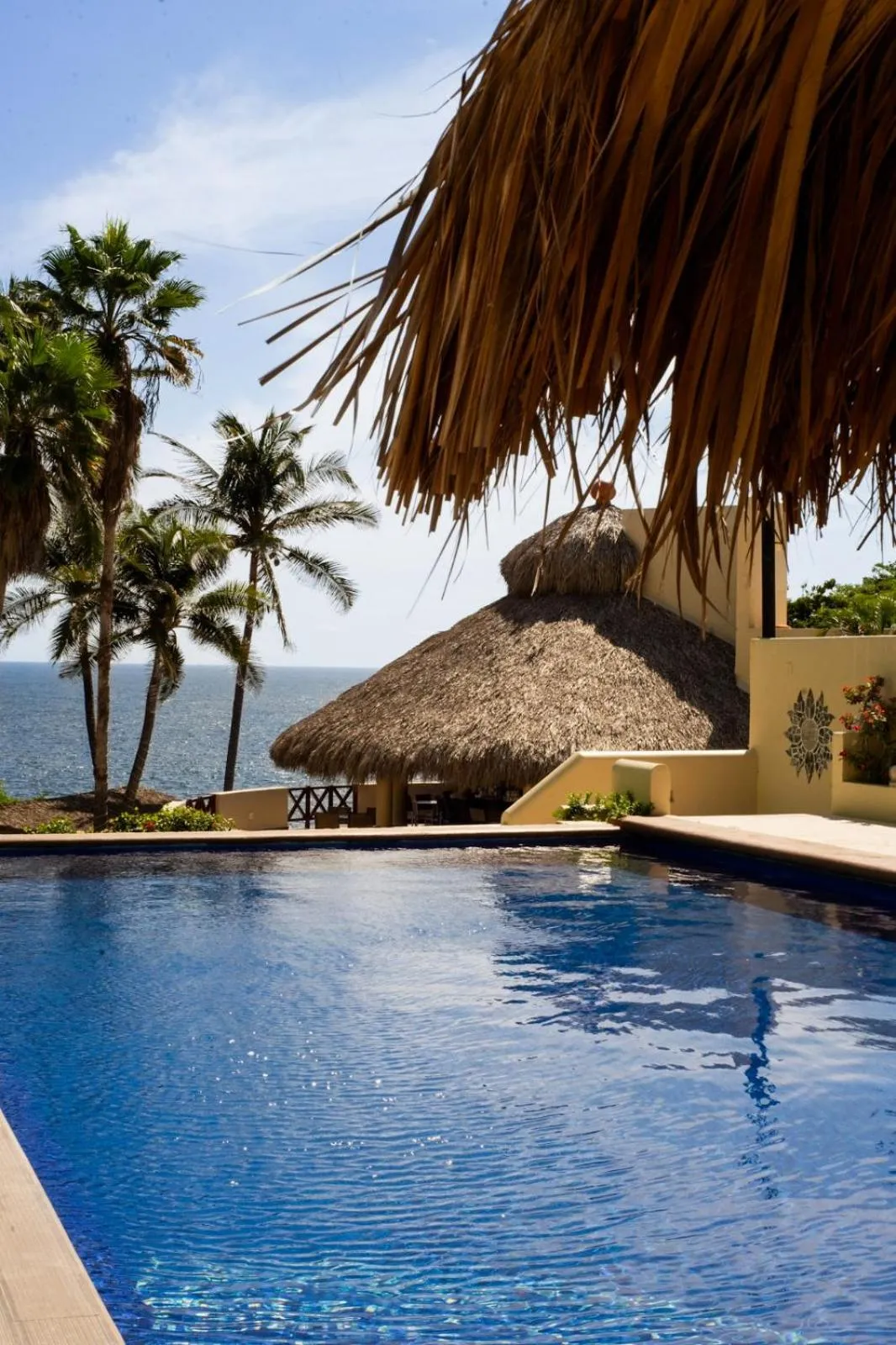 Swimming pool in Villas Coral Huatulco