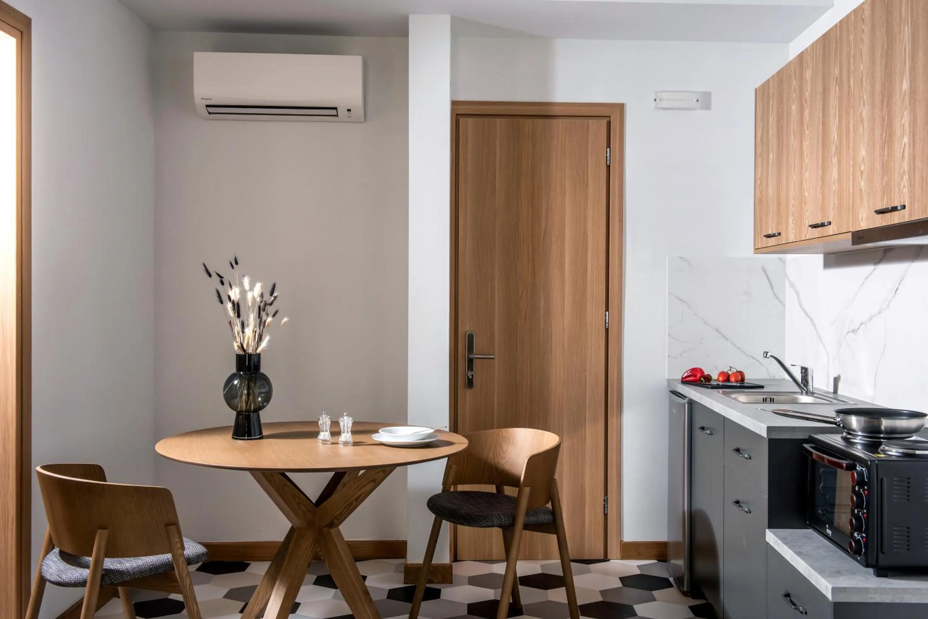 Kitchen or kitchenette in Kipos Boutique Suites