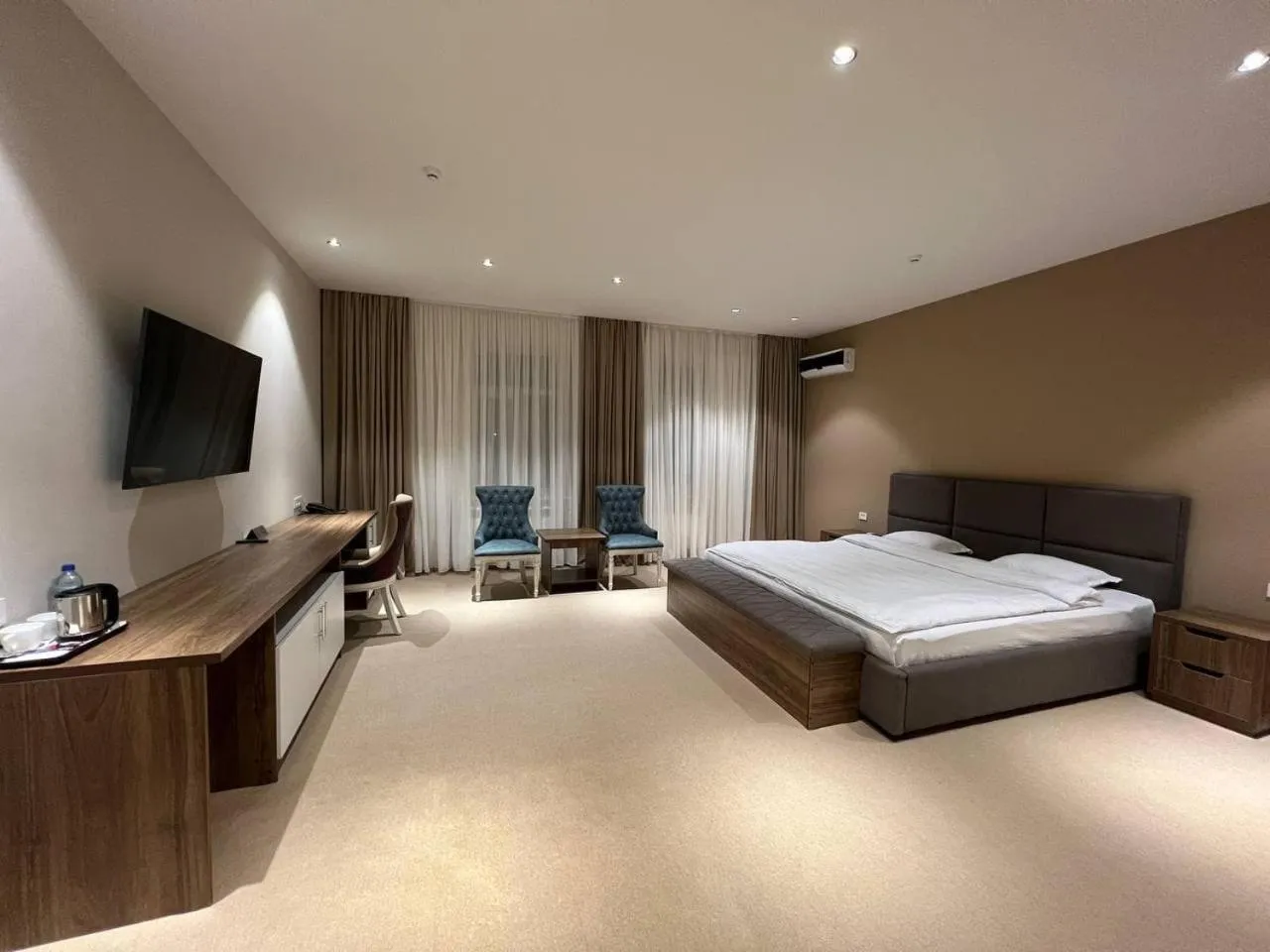 Photo of the whole room in PANA HOTEL