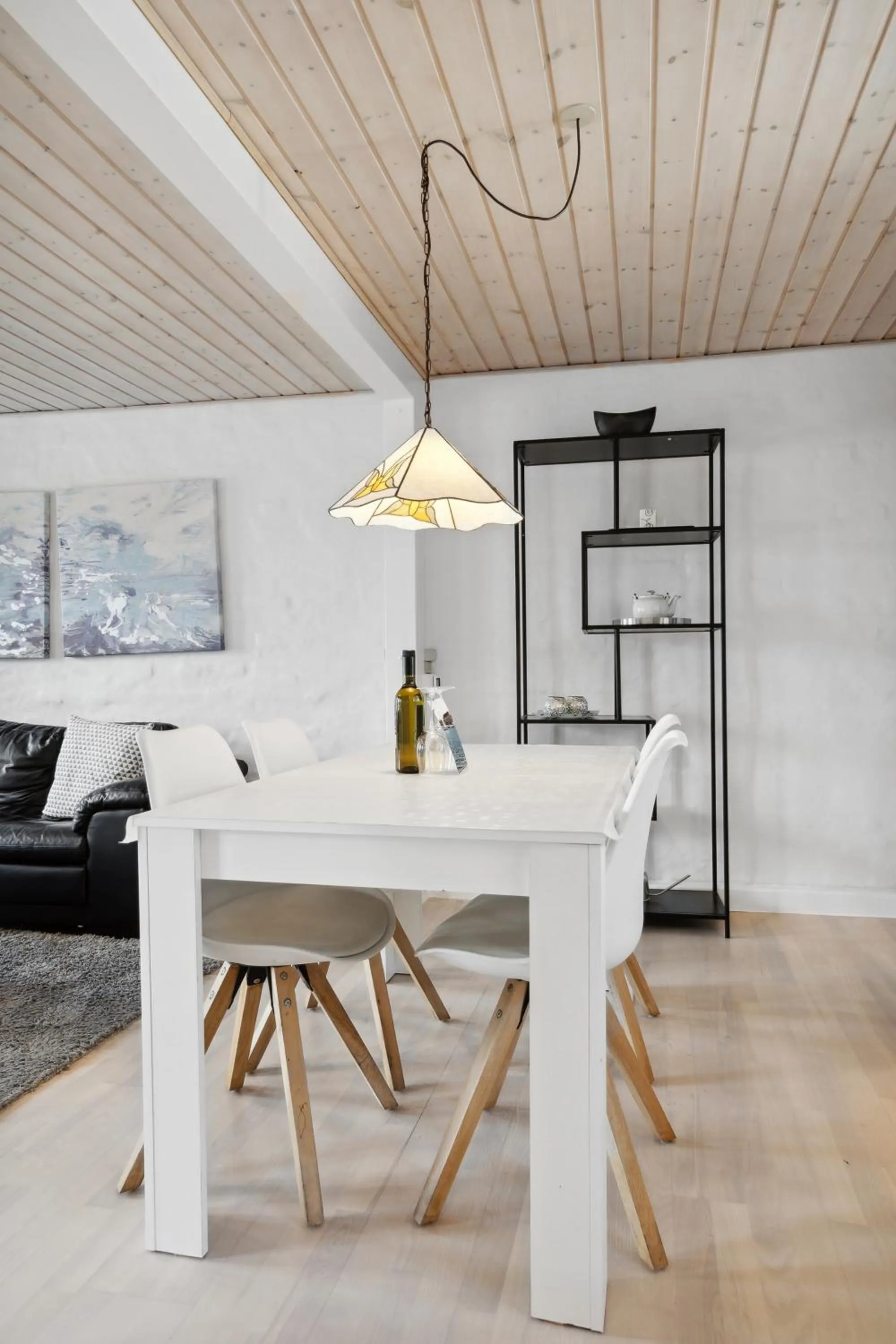 Dining area in City Harbour House