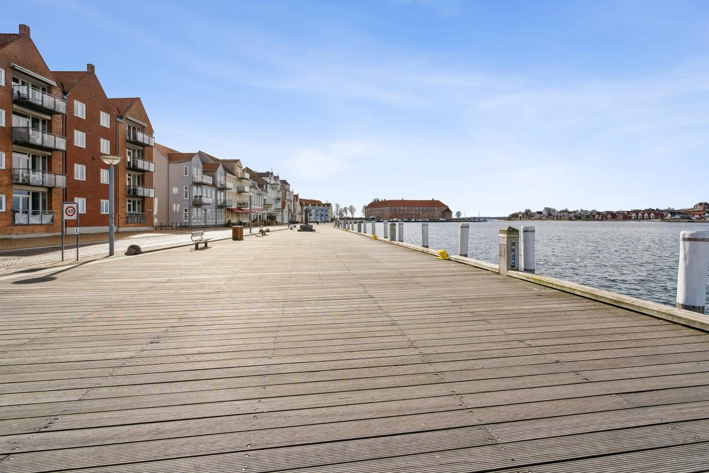 Landmark view in City Harbour House