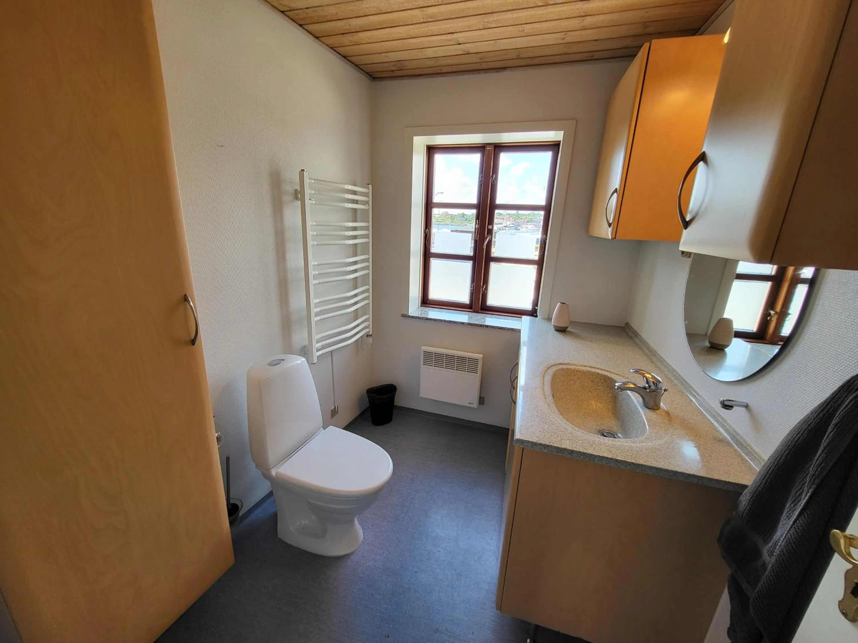 Bathroom in City Harbour House