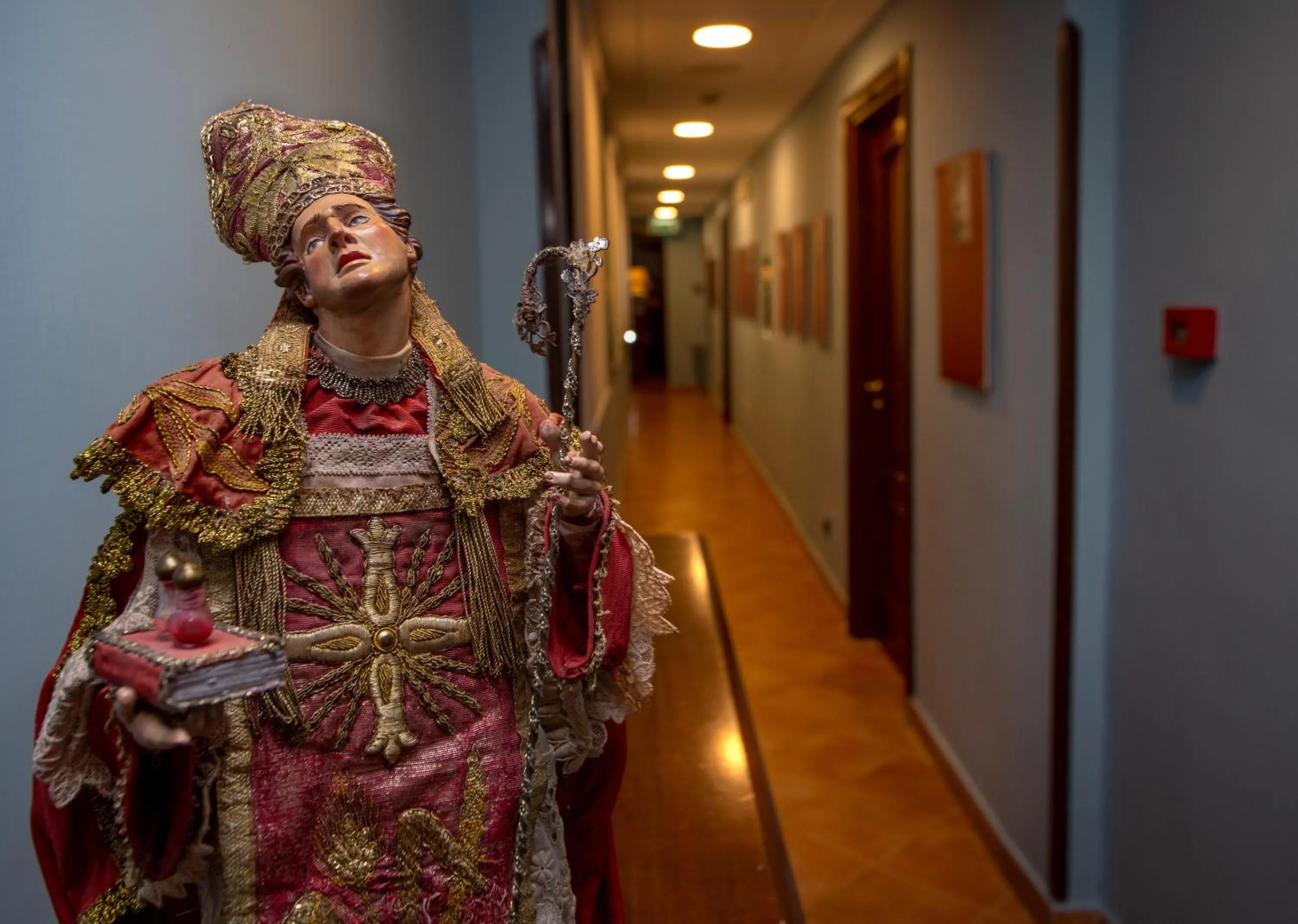 Decorative detail in Hotel Neapolis