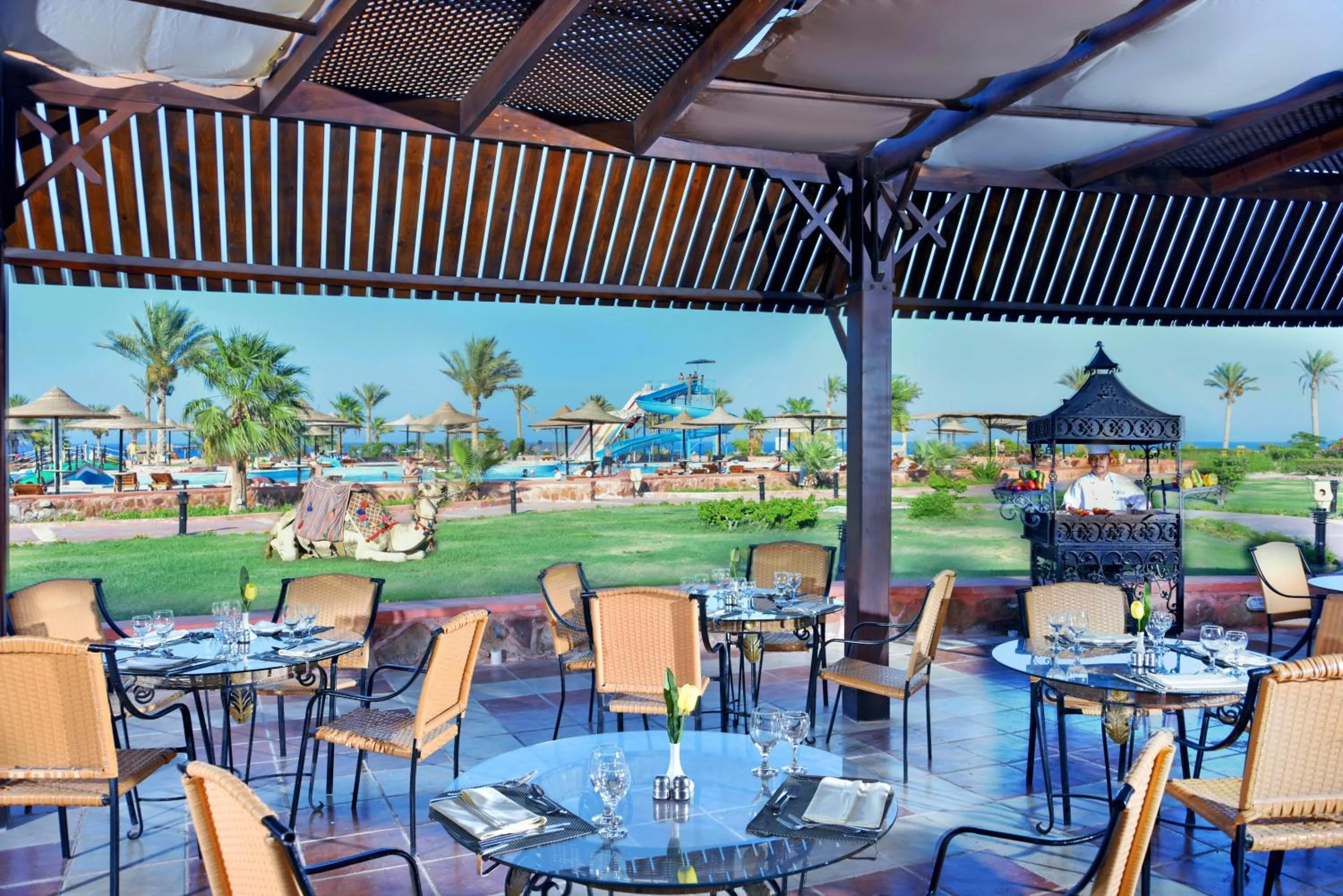 Restaurant/places to eat in Bliss Nada Beach Resort