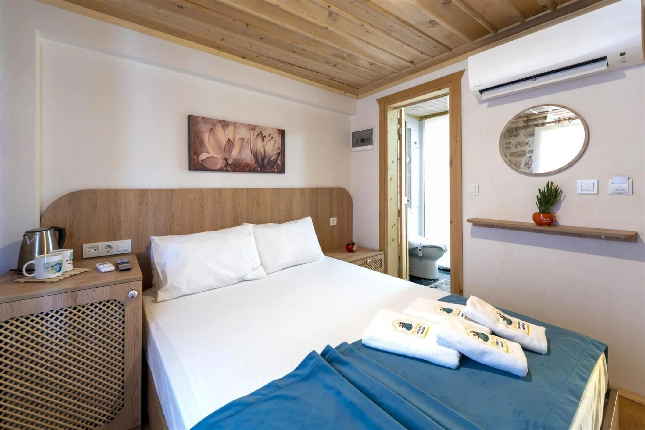 Bathroom, Bed in The Little Prince Boutique Otel