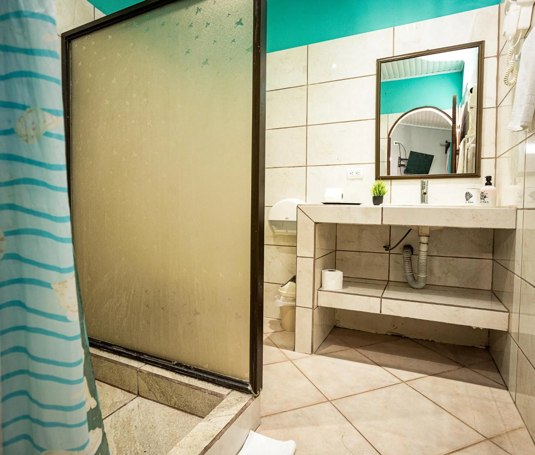 Bathroom in Hospedaje Colibri