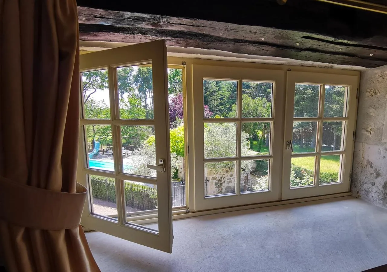 Garden view in Les Grozilles