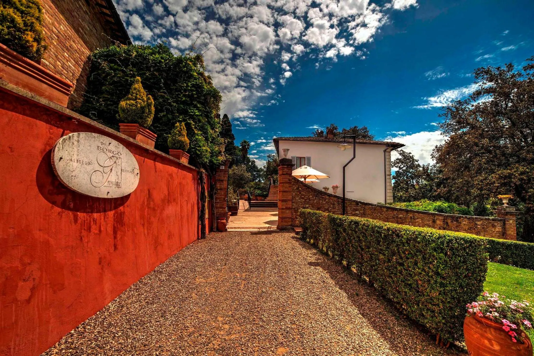 Facade/entrance in Borgo Grondaie