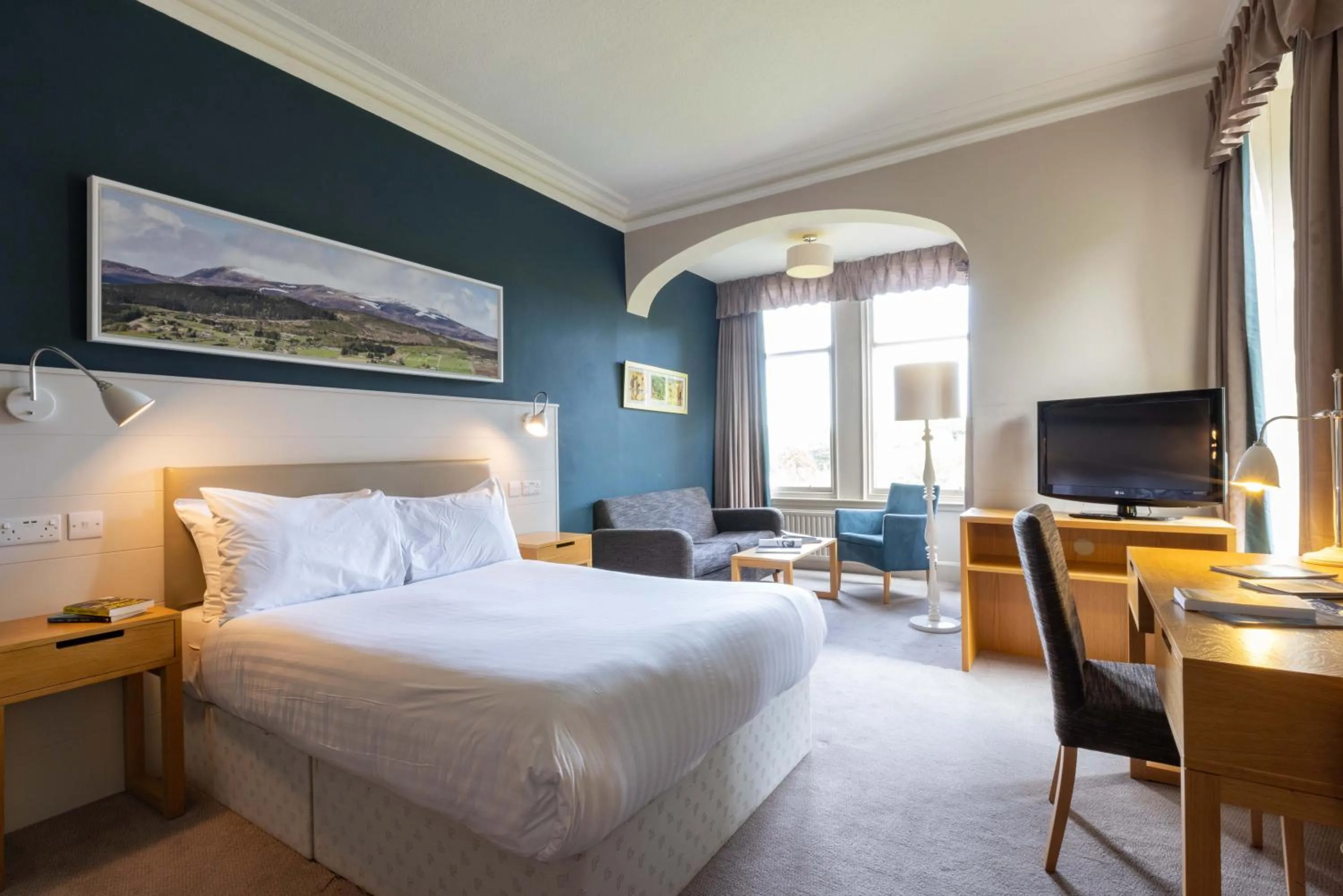 Photo of the whole room, Bed in The Highland Hotel by Compass Hospitality