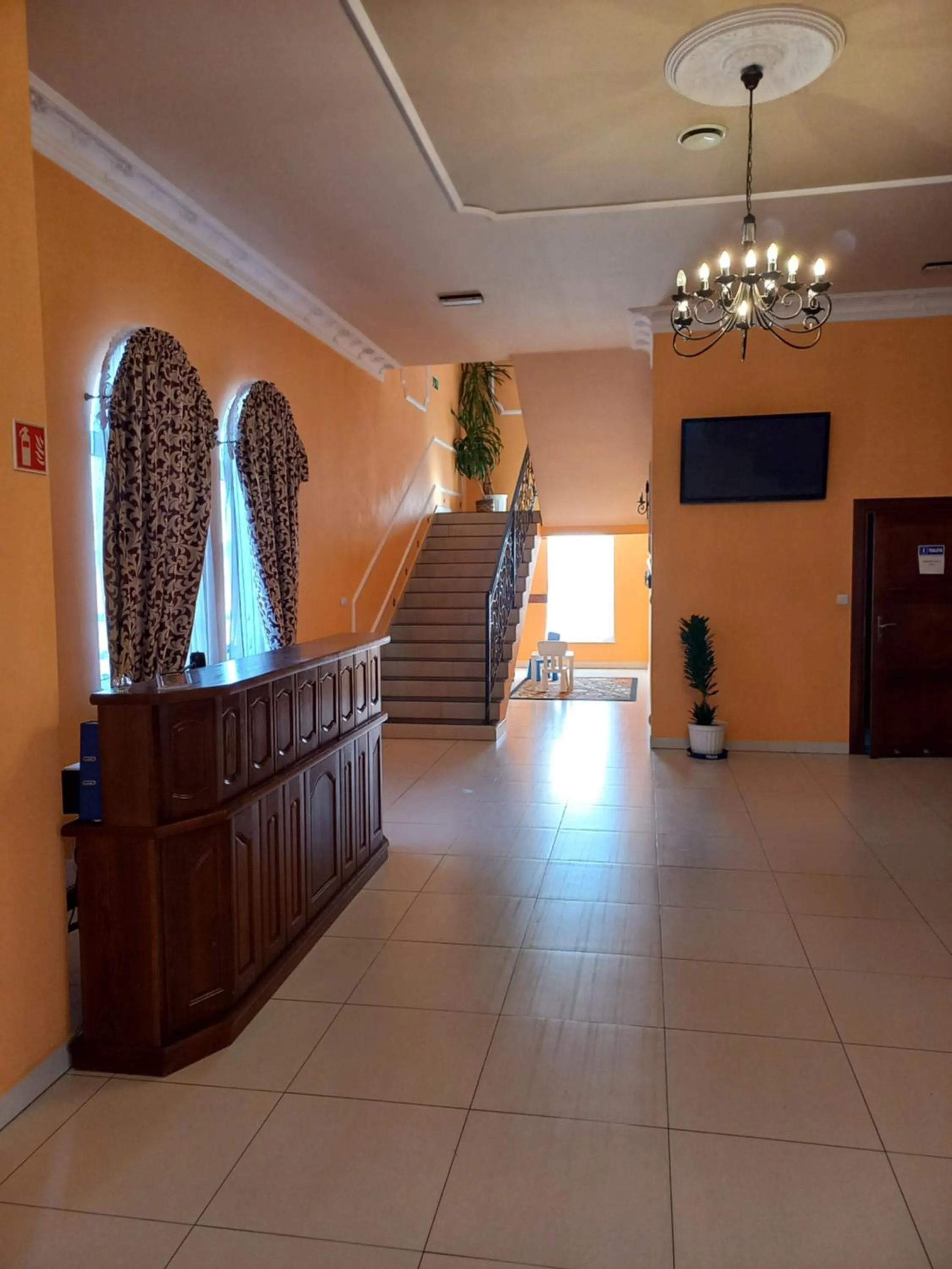 Communal lounge/ TV room in Hotel RÓŻA