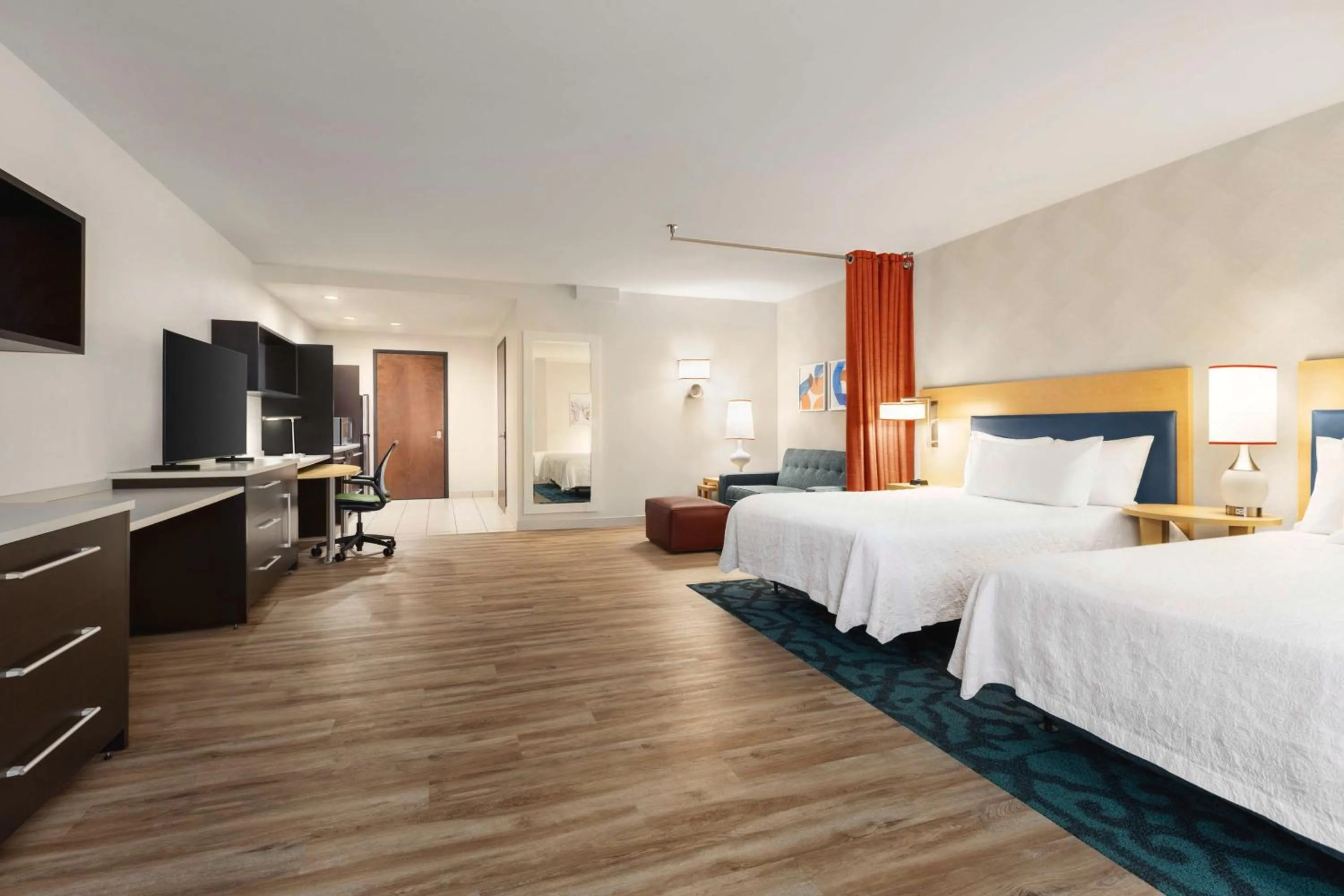 Bedroom, Bed in Home2 Suites Long Island City/Manhattan View