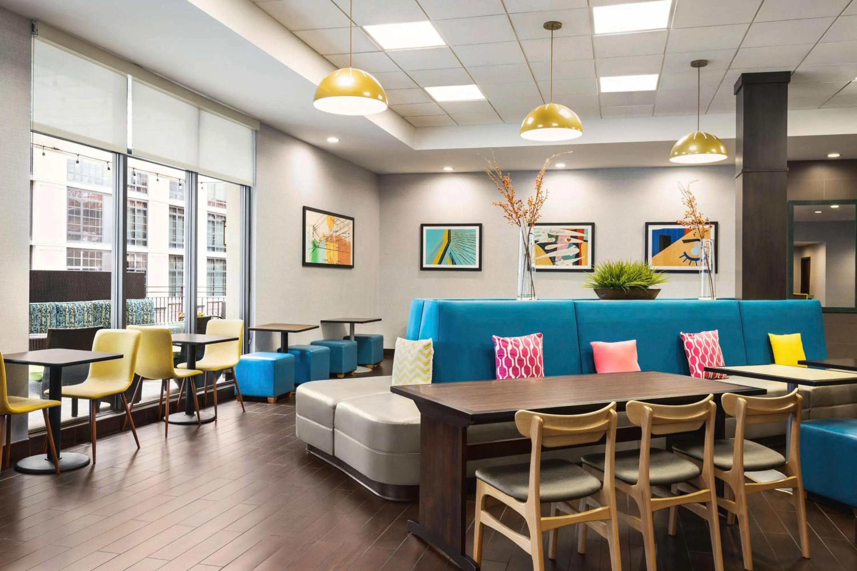 Lobby or reception in Home2 Suites Long Island City/Manhattan View