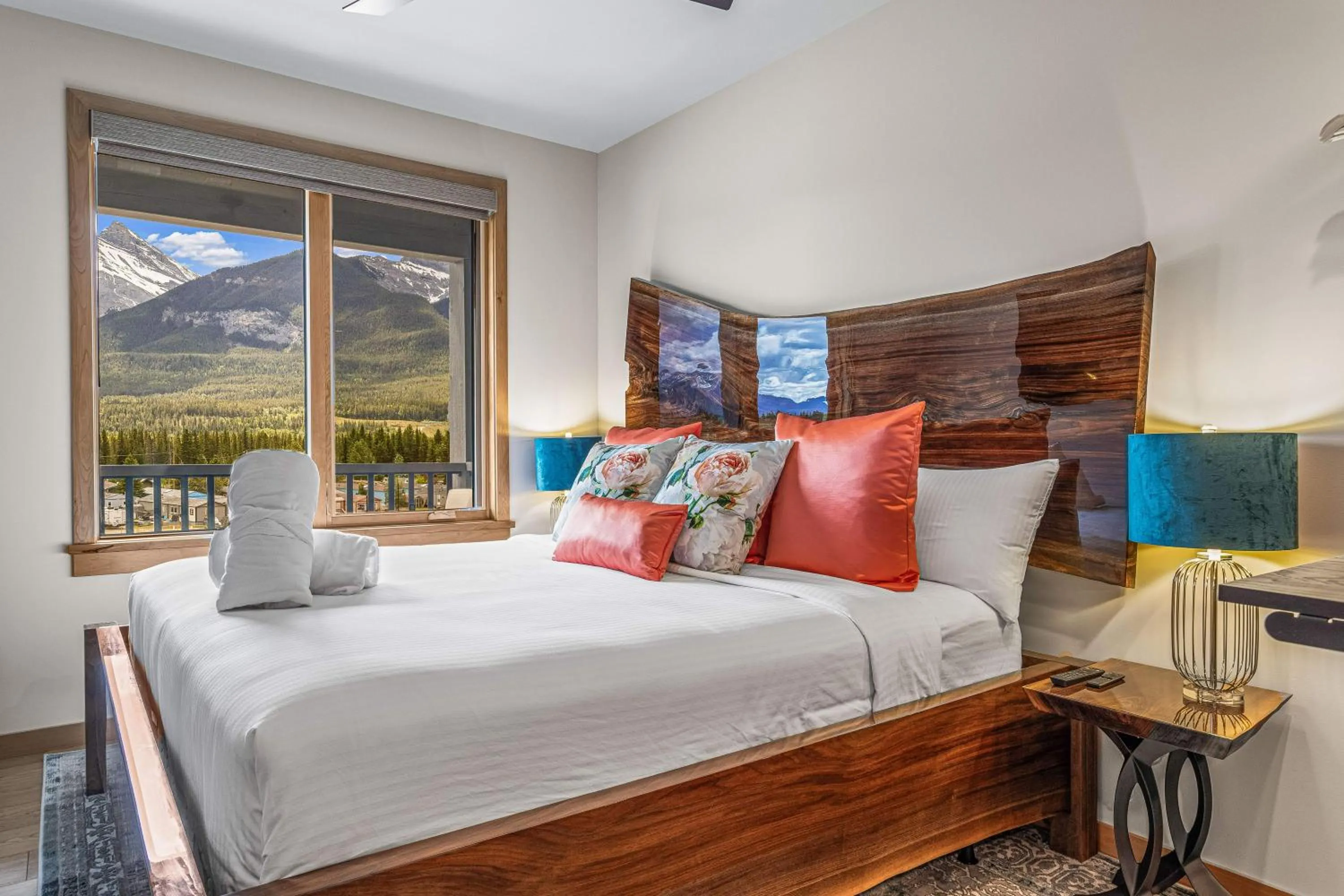 Bedroom, Bed in Spring Creek Vacations