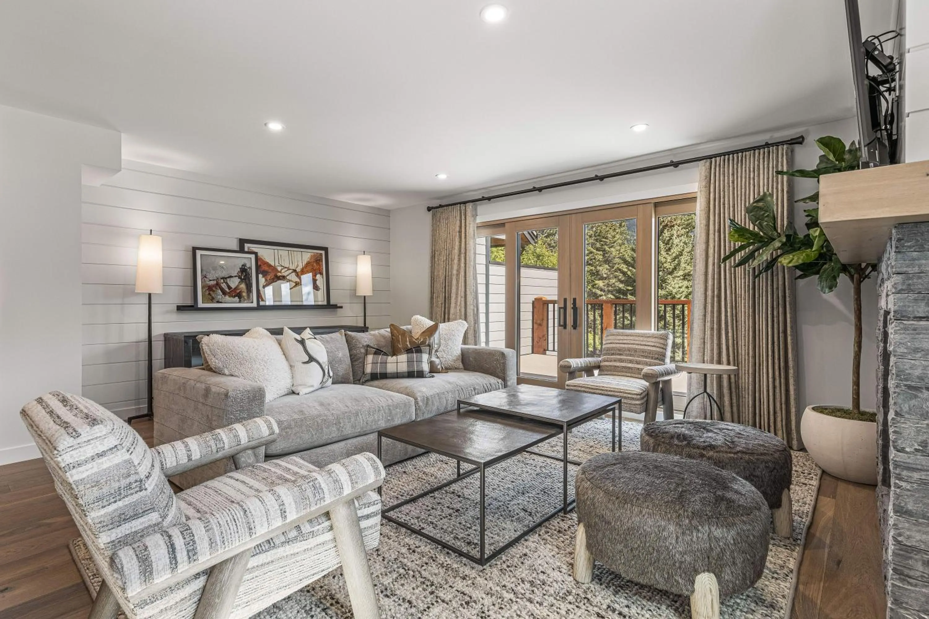 Living room in Spring Creek Vacations