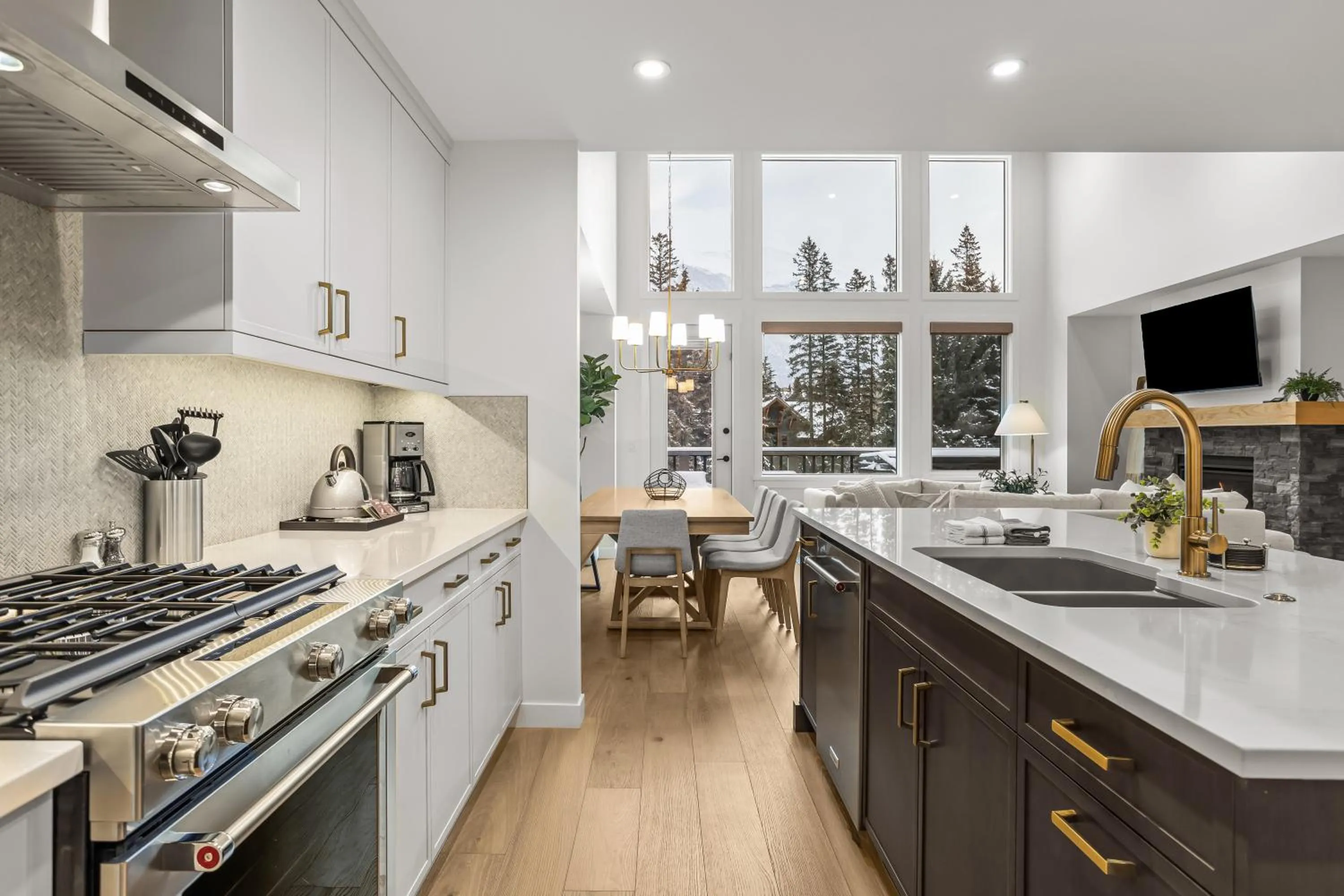 Kitchen or kitchenette in Spring Creek Vacations