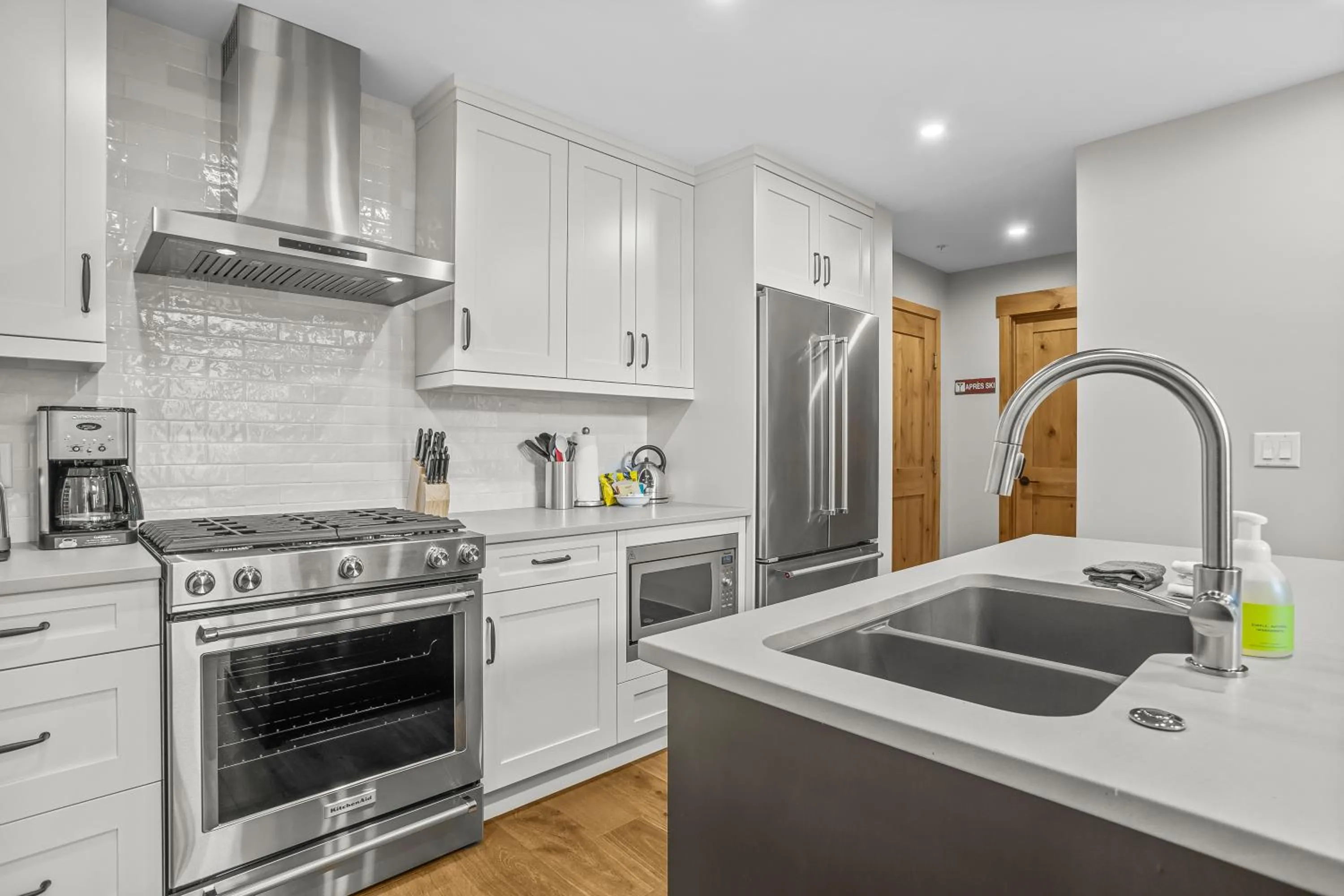 Kitchen or kitchenette in Spring Creek Vacations