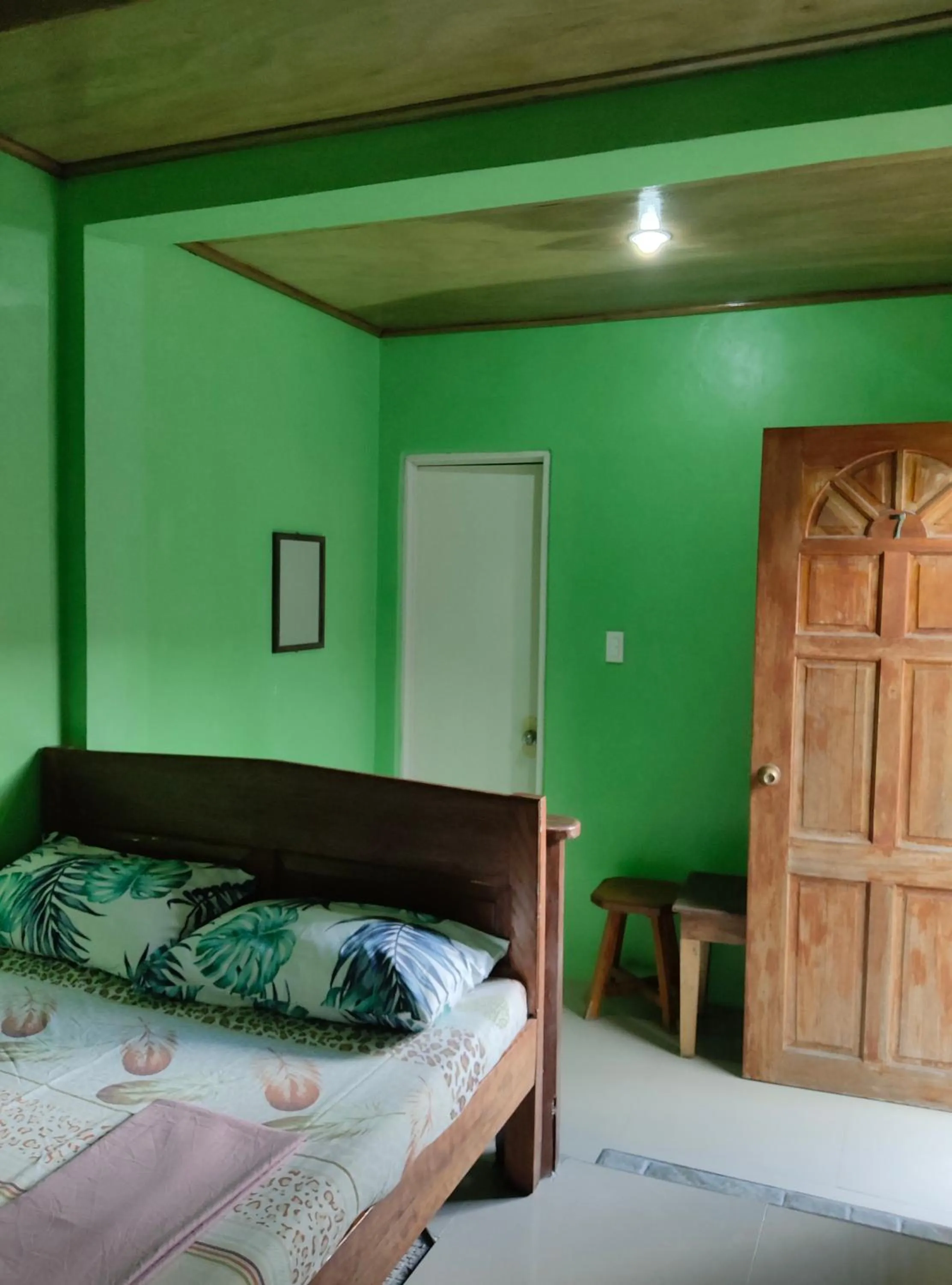 Photo of the whole room, Bed in SHENAMAE Pension&Apartel