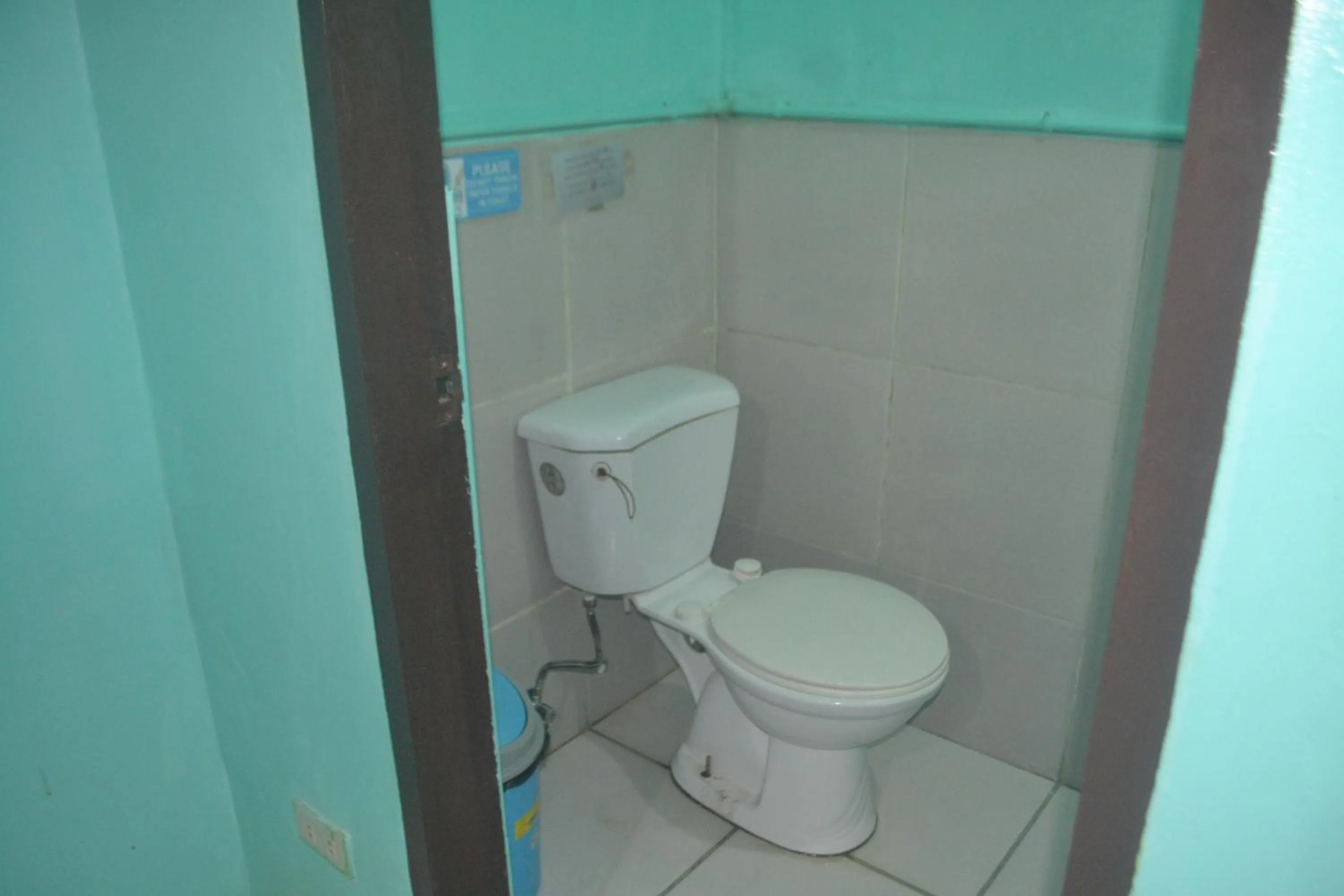 Toilet in SHENAMAE Pension&Apartel