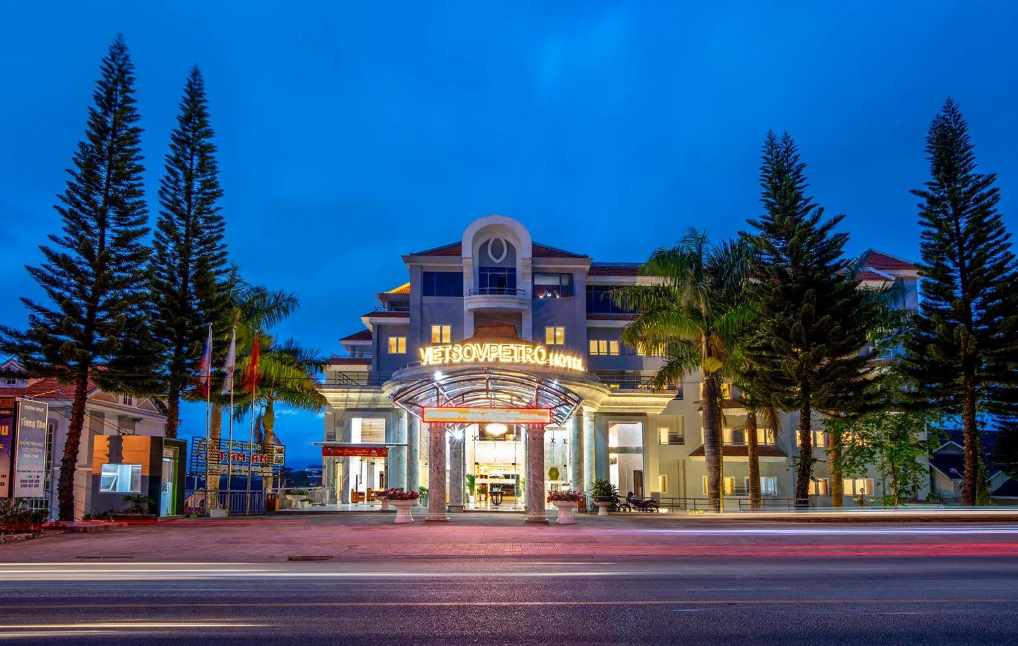 Property building in Vietsovpetro Hotel Dalat