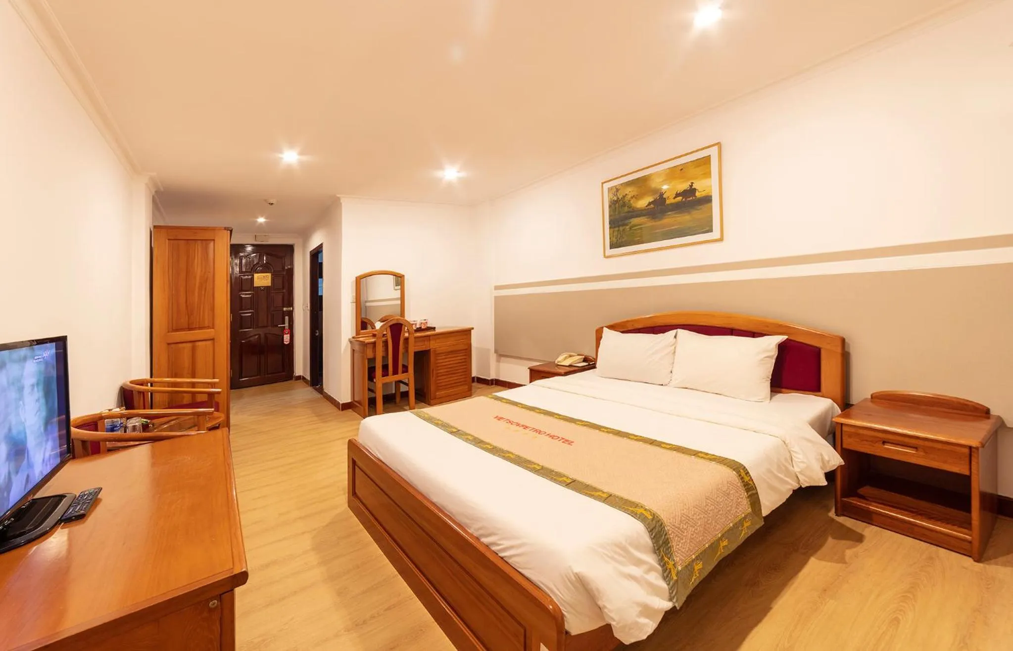 Bed in Vietsovpetro Hotel Dalat