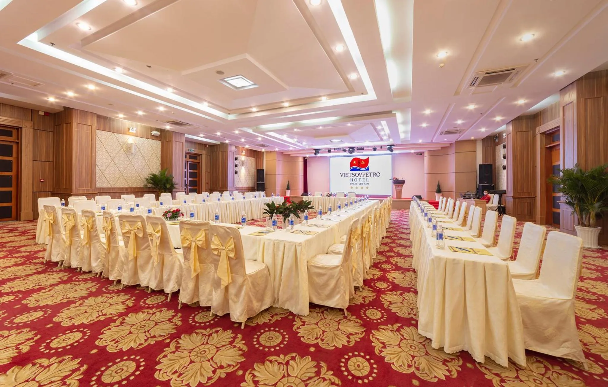 Business facilities in Vietsovpetro Hotel Dalat