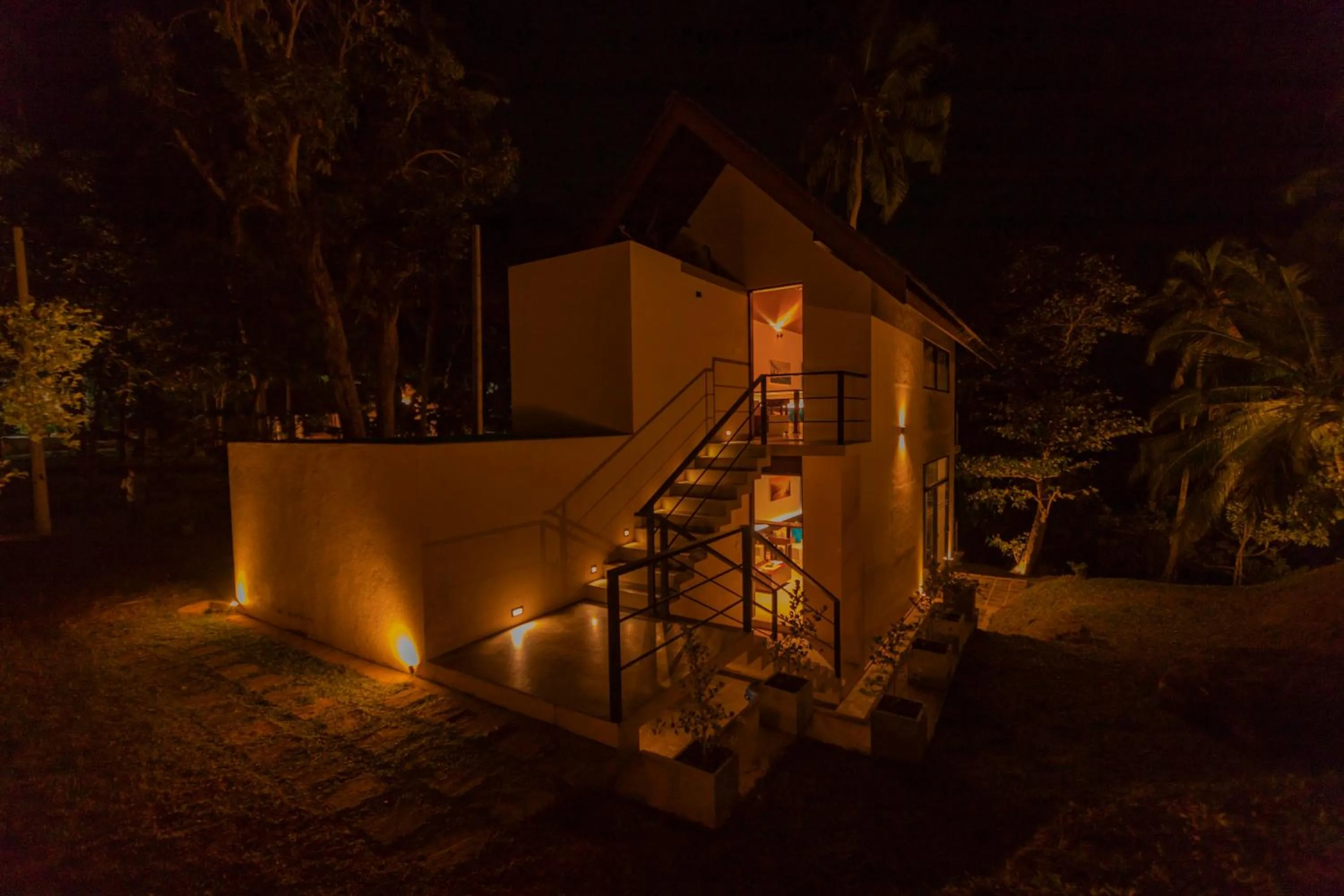 Property building in Serendipity Lake - Hikkaduwa