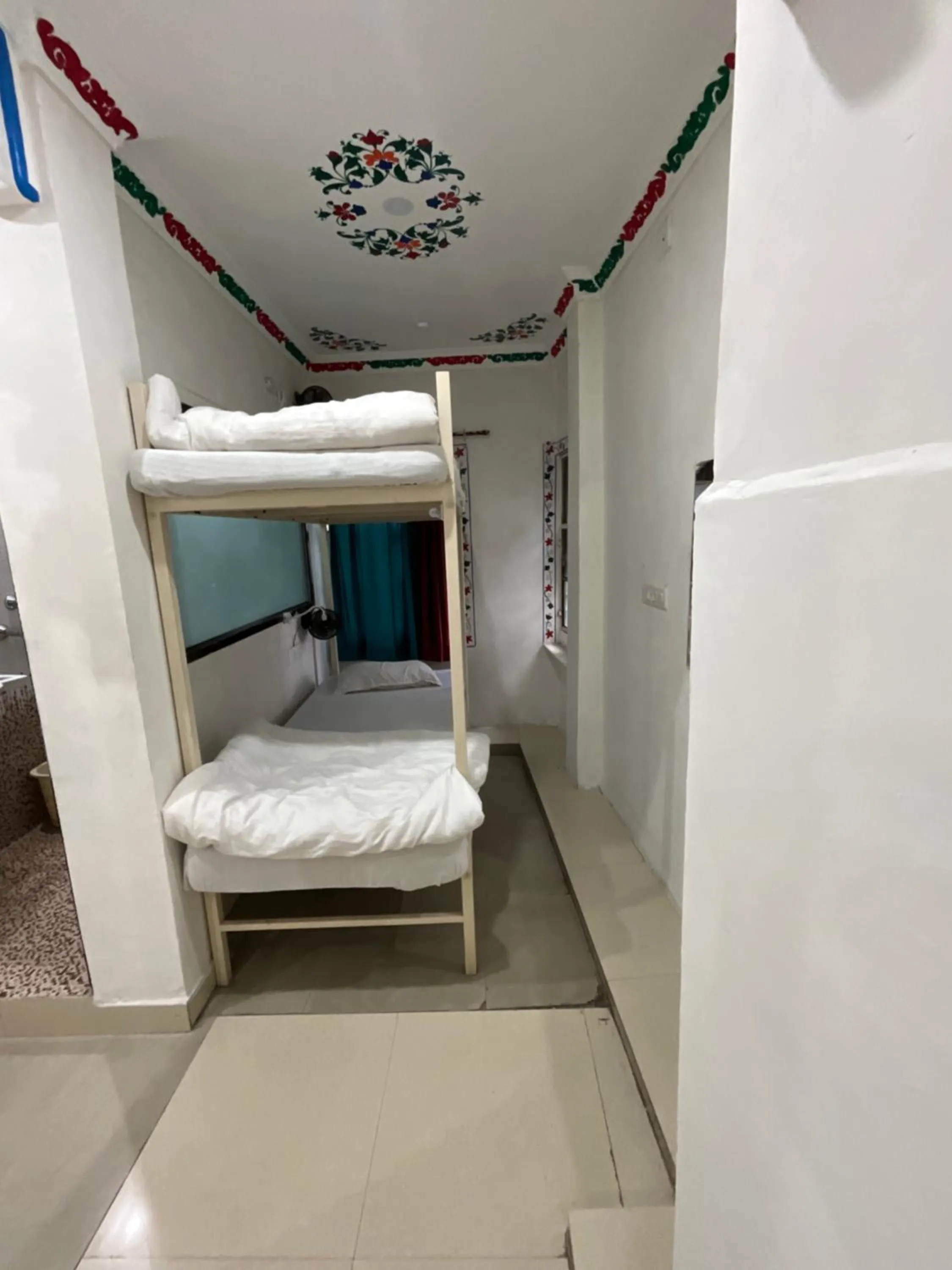 bunk bed, Bed in HOTEL HANUMAN GHAT On LAKE PICHOLA