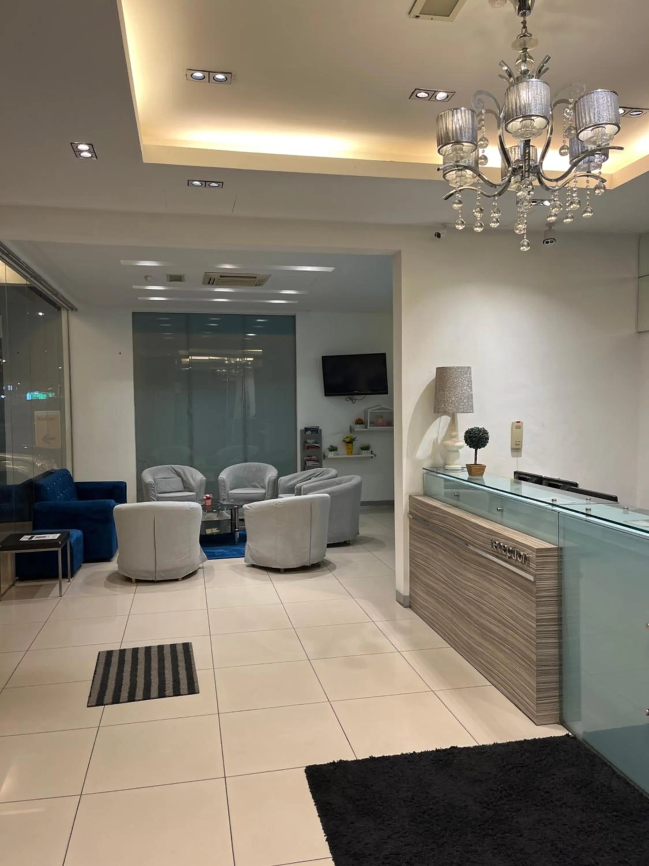 Seating area in Coastline Hotel