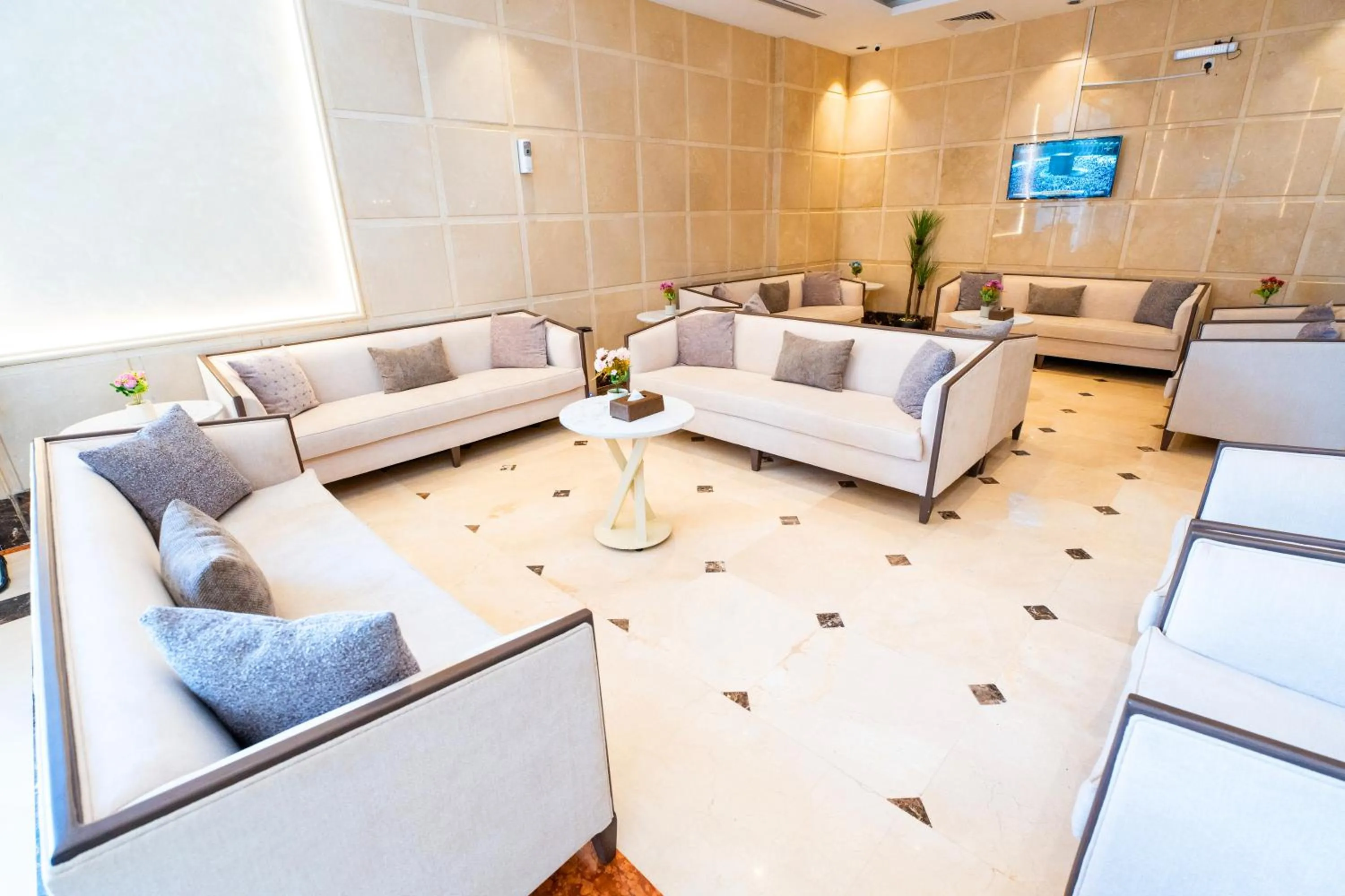 Seating area in Al Kiram Hotel Al Azizia