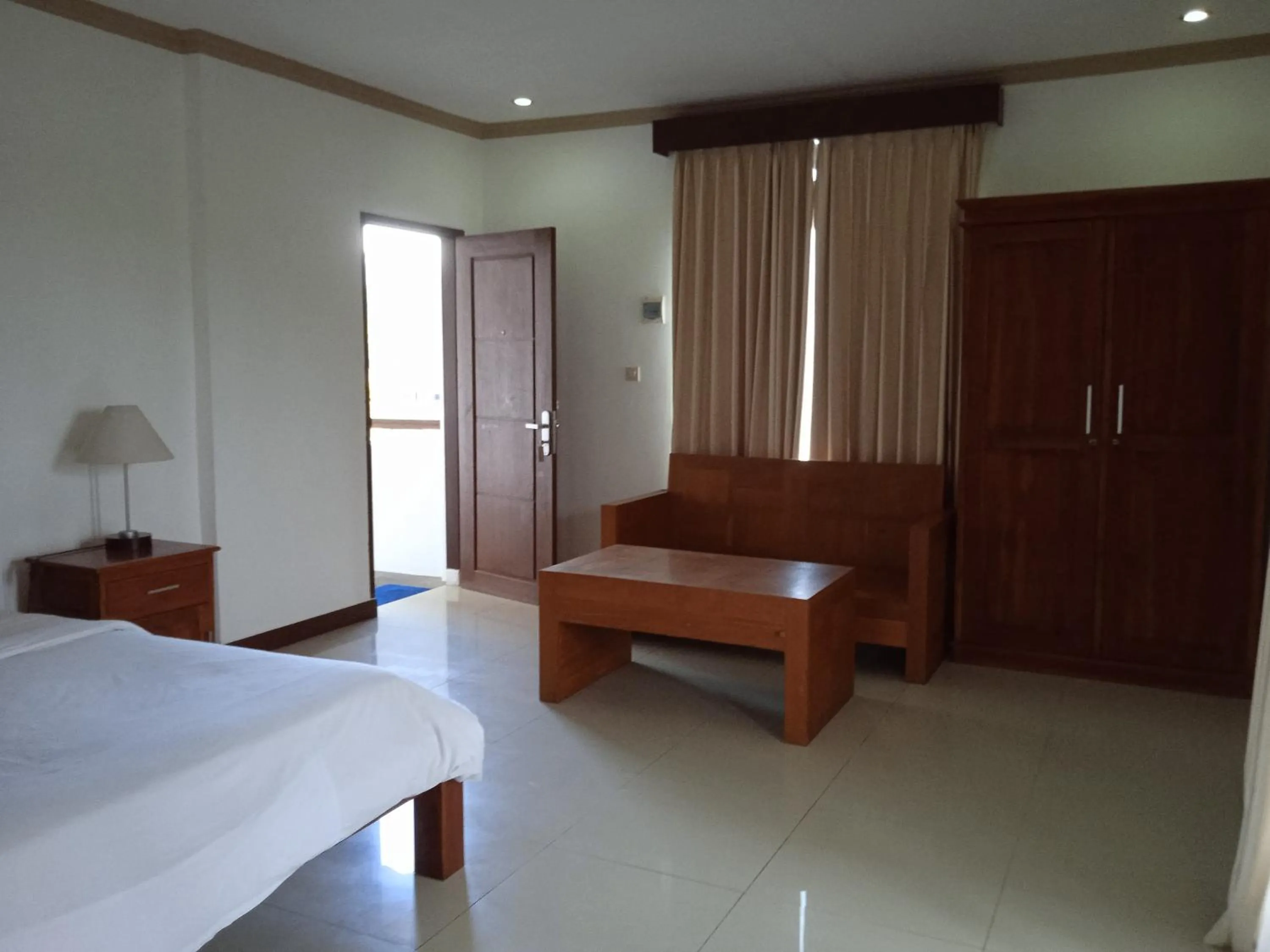 Living room, Bed in family house hotel kuta