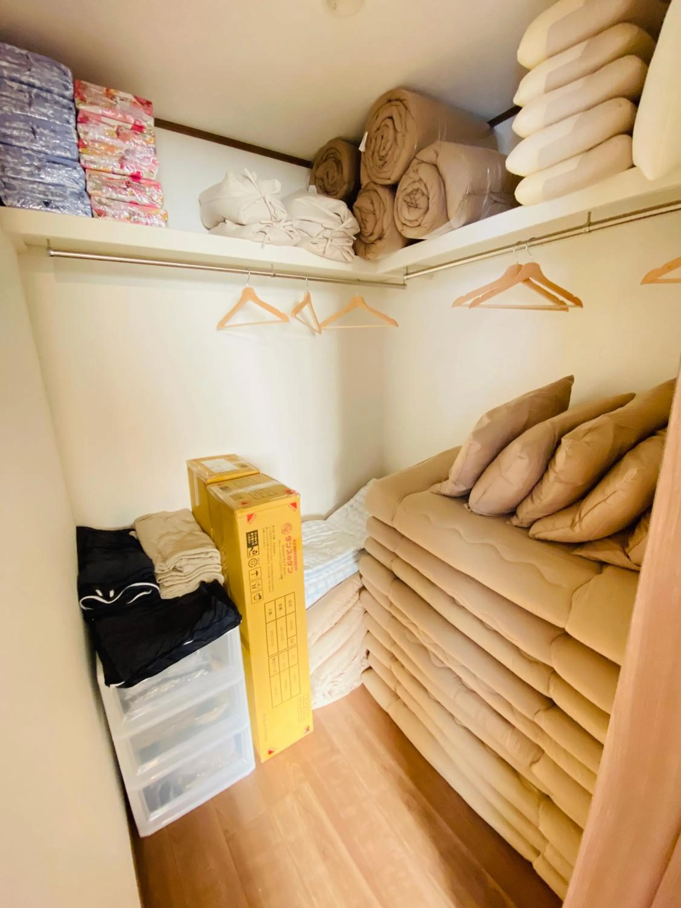 Bed in ABURATSUBO Bekkan 三浦半島の最南端にある有数のマグロの町 BBQが可能な貸別荘