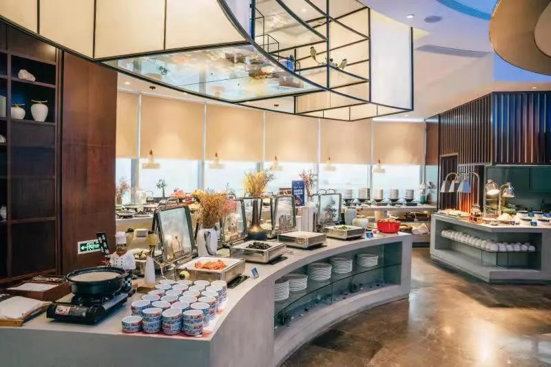 Restaurant/places to eat in New Century Hotel Qianchao Hangzhou