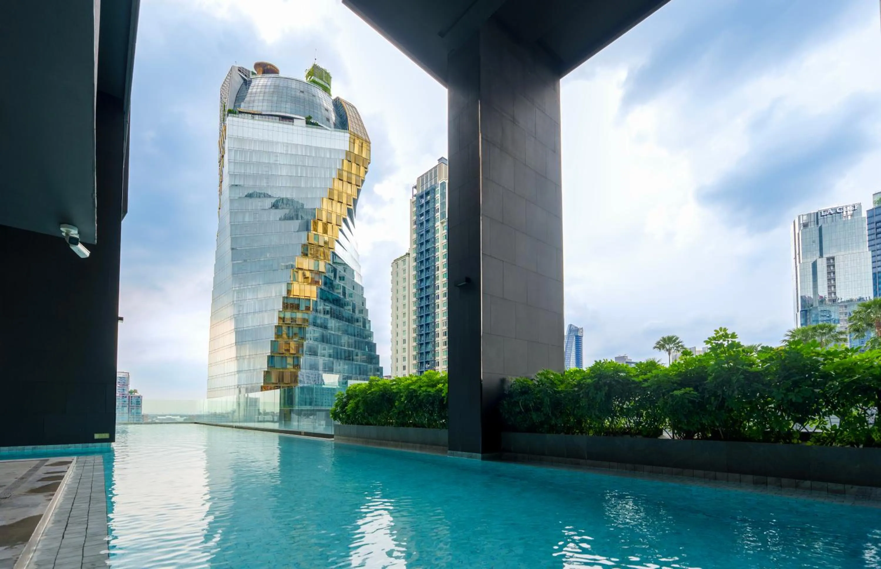 Swimming pool in Ascott Thonglor Bangkok